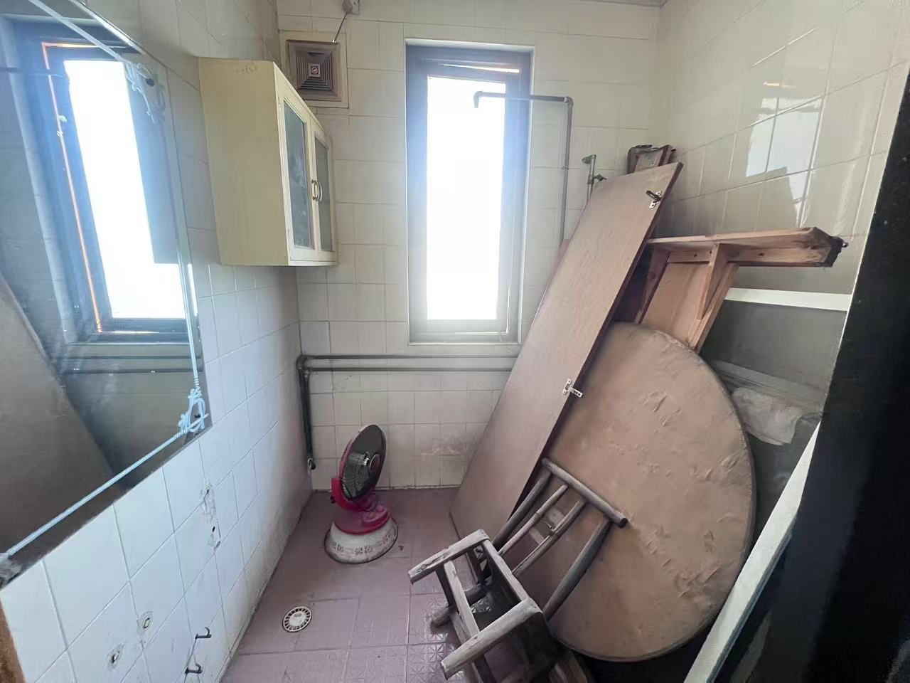 经纬大院大湖塘二村 3室2厅2卫 29.8万 经纬大院大湖塘二村 3室2厅2卫 29.8万室内图