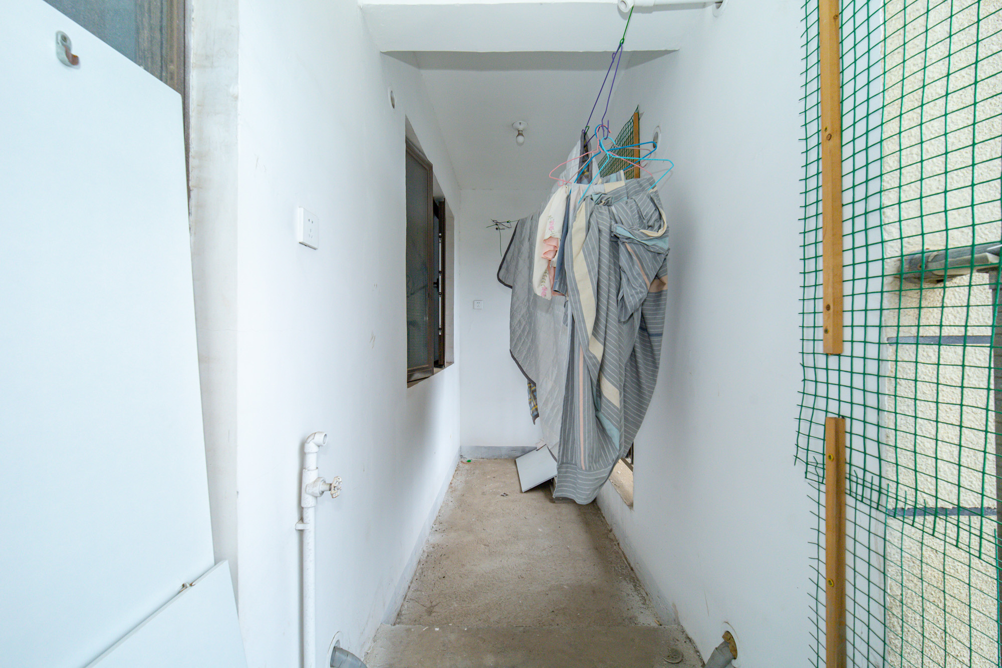 星湖湾一期高层  4室2厅2卫    89.8万 星湖湾一期高层  4室2厅2卫    89.8万阳台