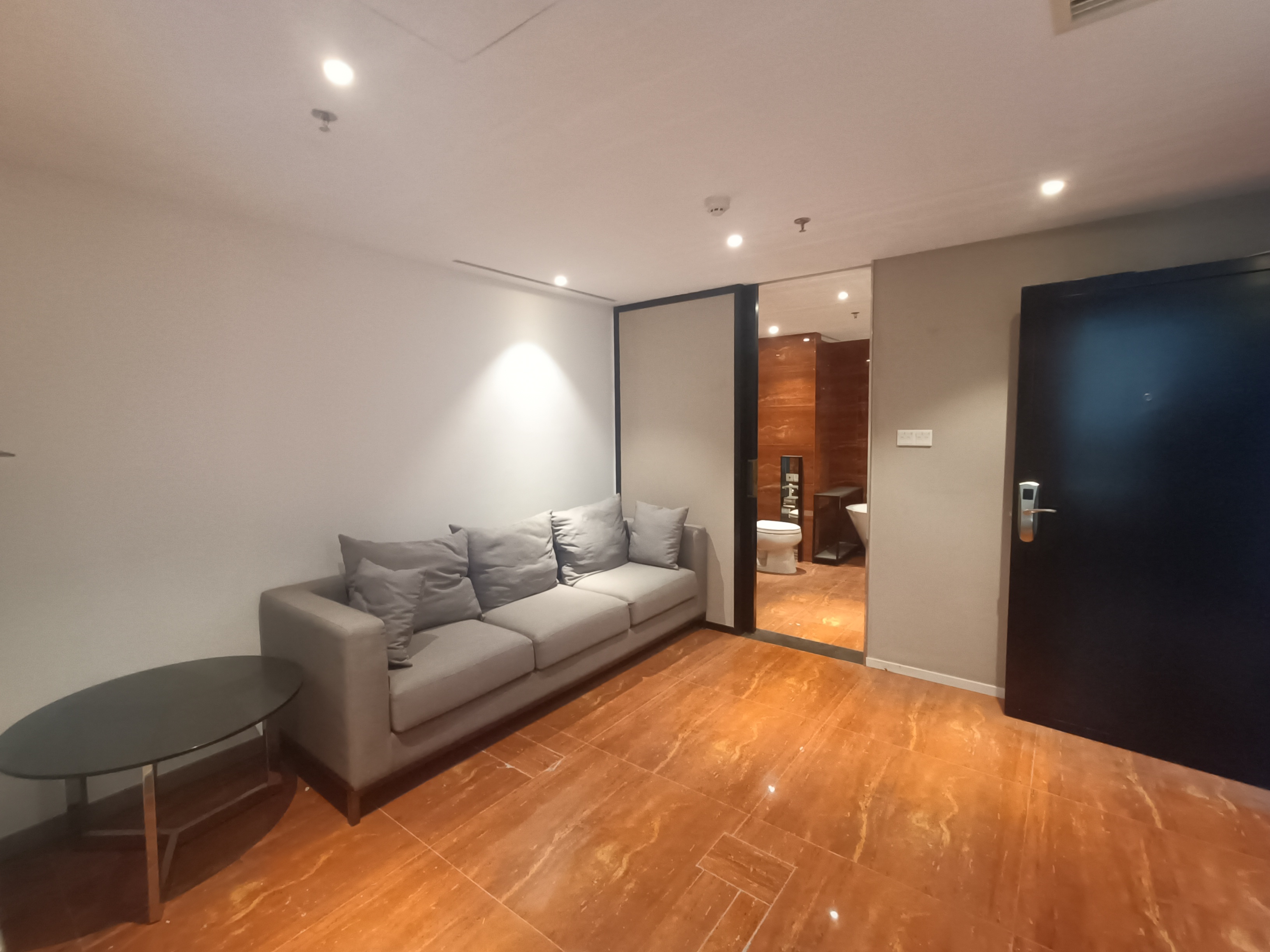 银天国际 1室0厅0卫 19.8万 银天国际 1室0厅0卫 19.8万室内图