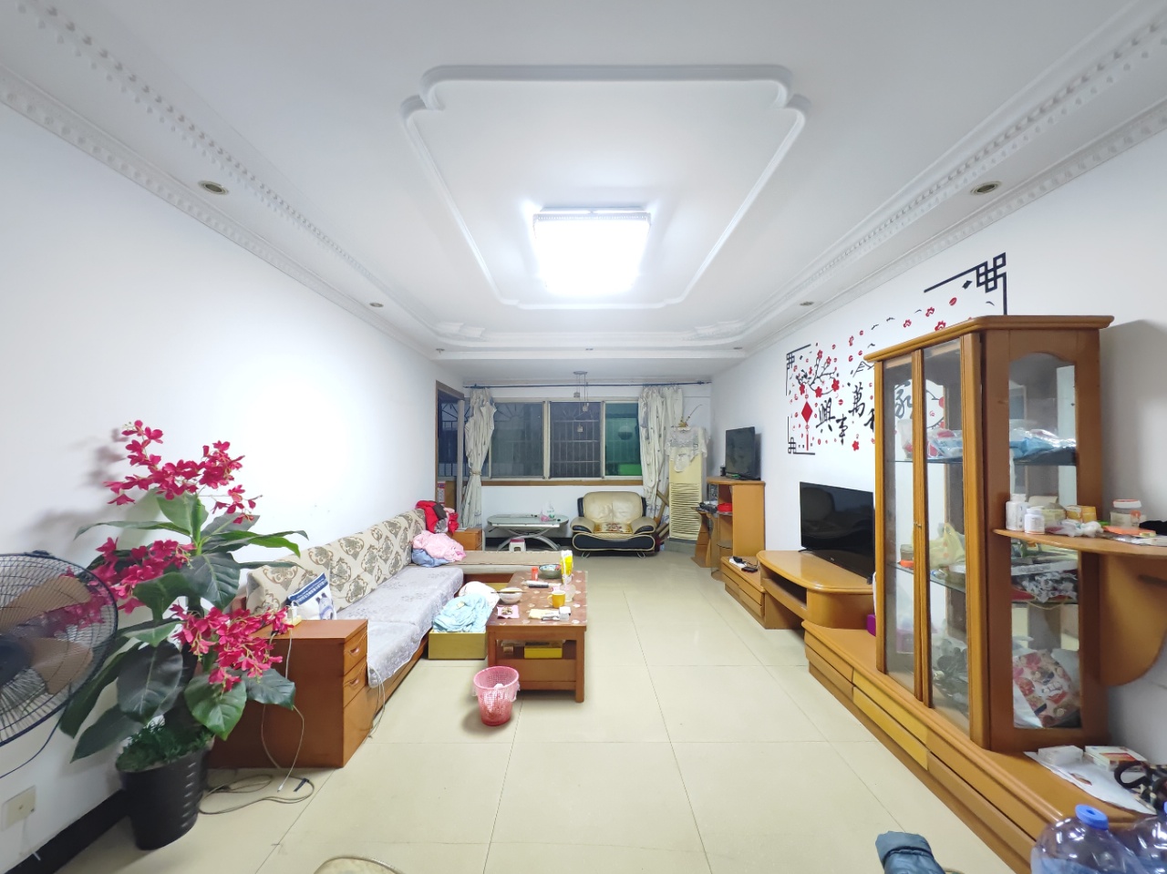 银苑小区 4室2厅2卫 62.0万 银苑小区 4室2厅2卫 62.0万室内图