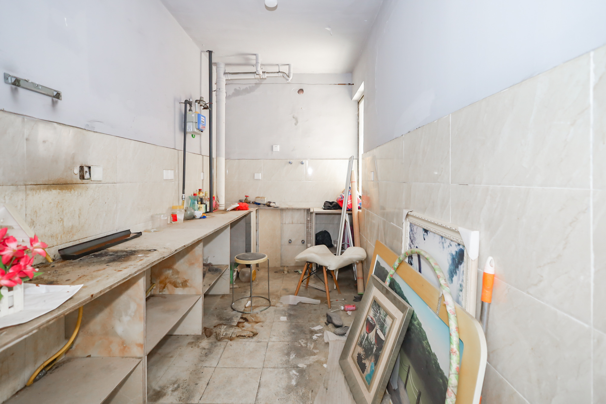 香海西岸  4室2厅2卫    149.96万 香海西岸  4室2厅2卫    149.96万厨房