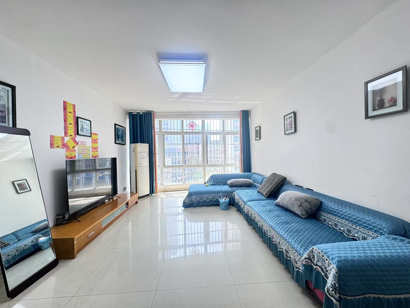 丰园小区  4室2厅2卫    45.0万 丰园小区  4室2厅2卫    45.0万室内图