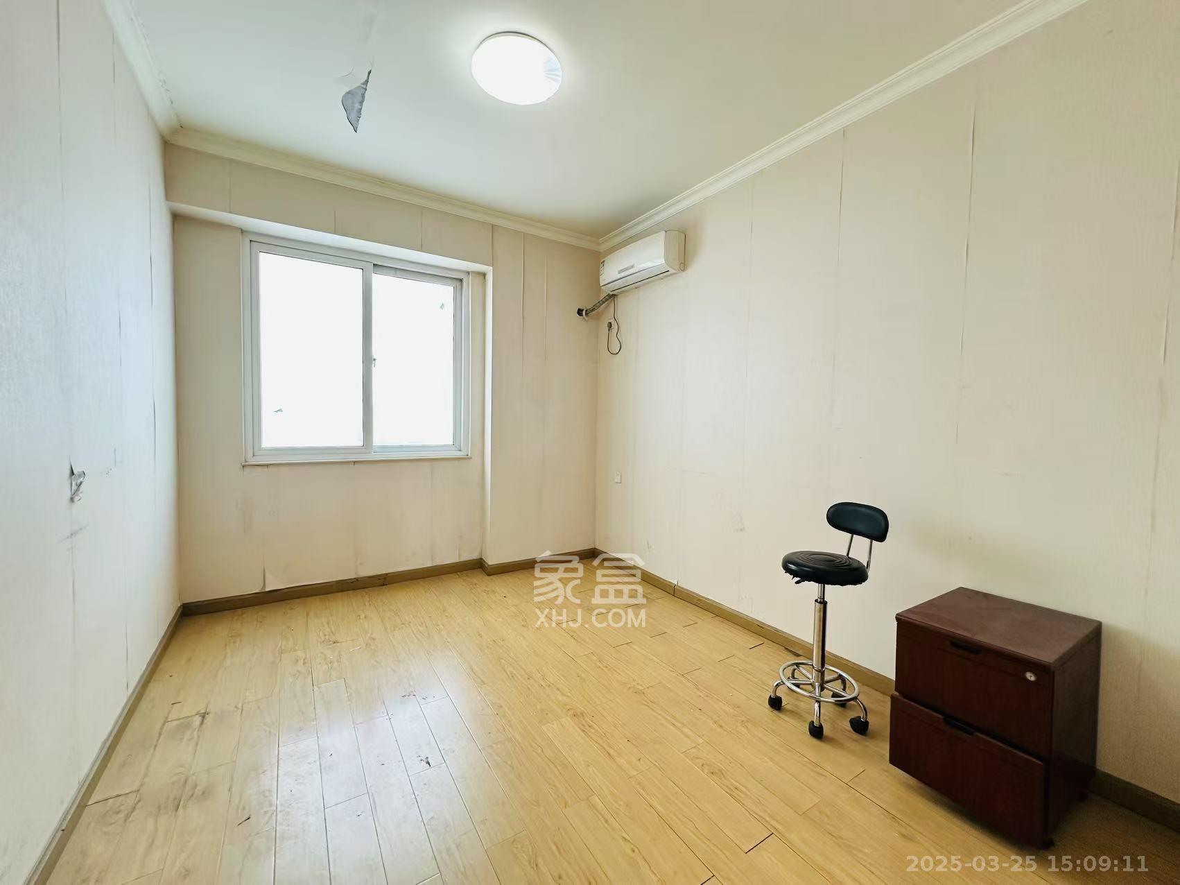 福泽园 3室2厅1卫 2100.0元/月 福泽园 3室2厅1卫 2100.0元/月室内图