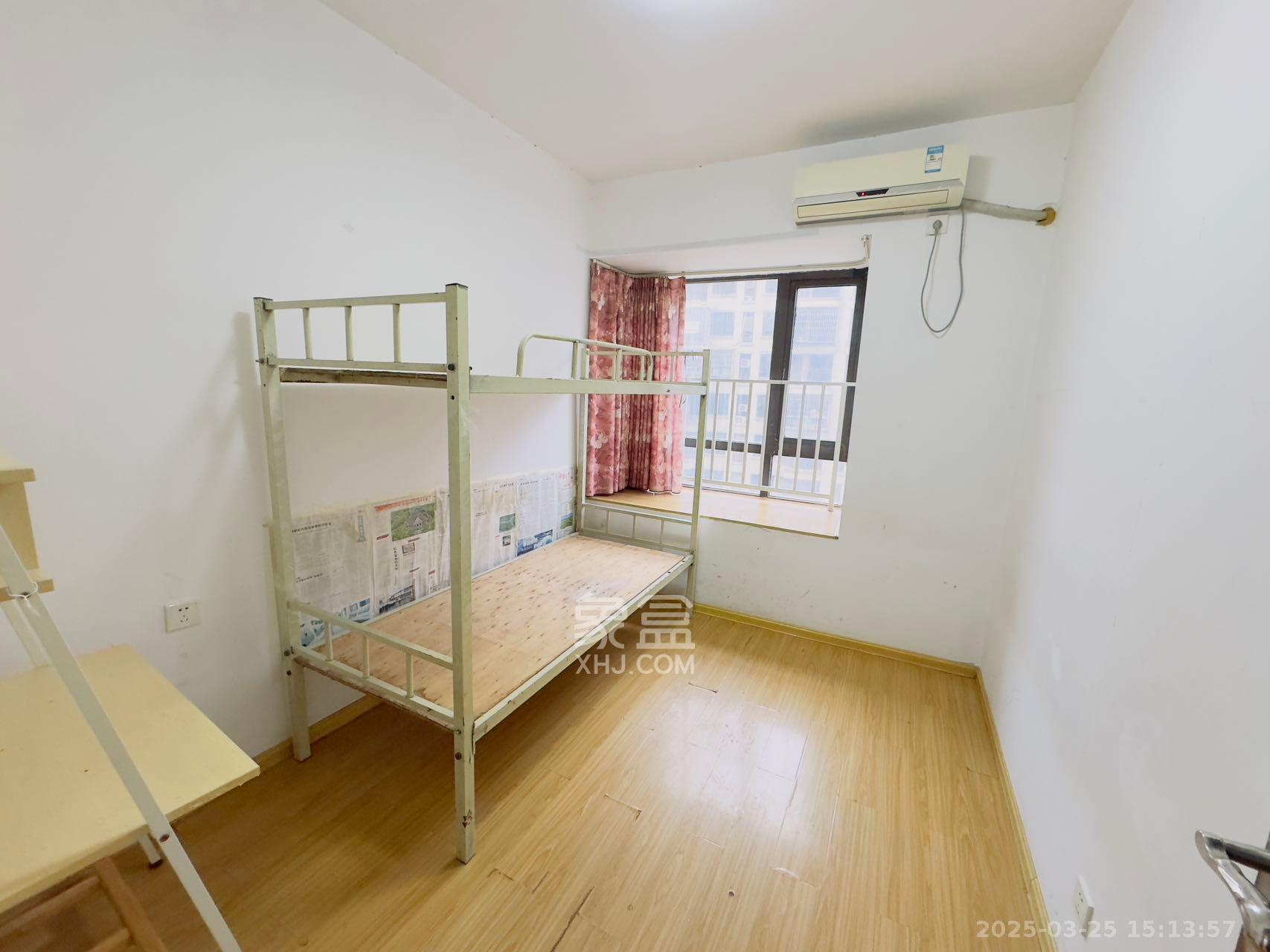 保利麓谷林语E区  4室2厅1卫   1800.00元/月室内图