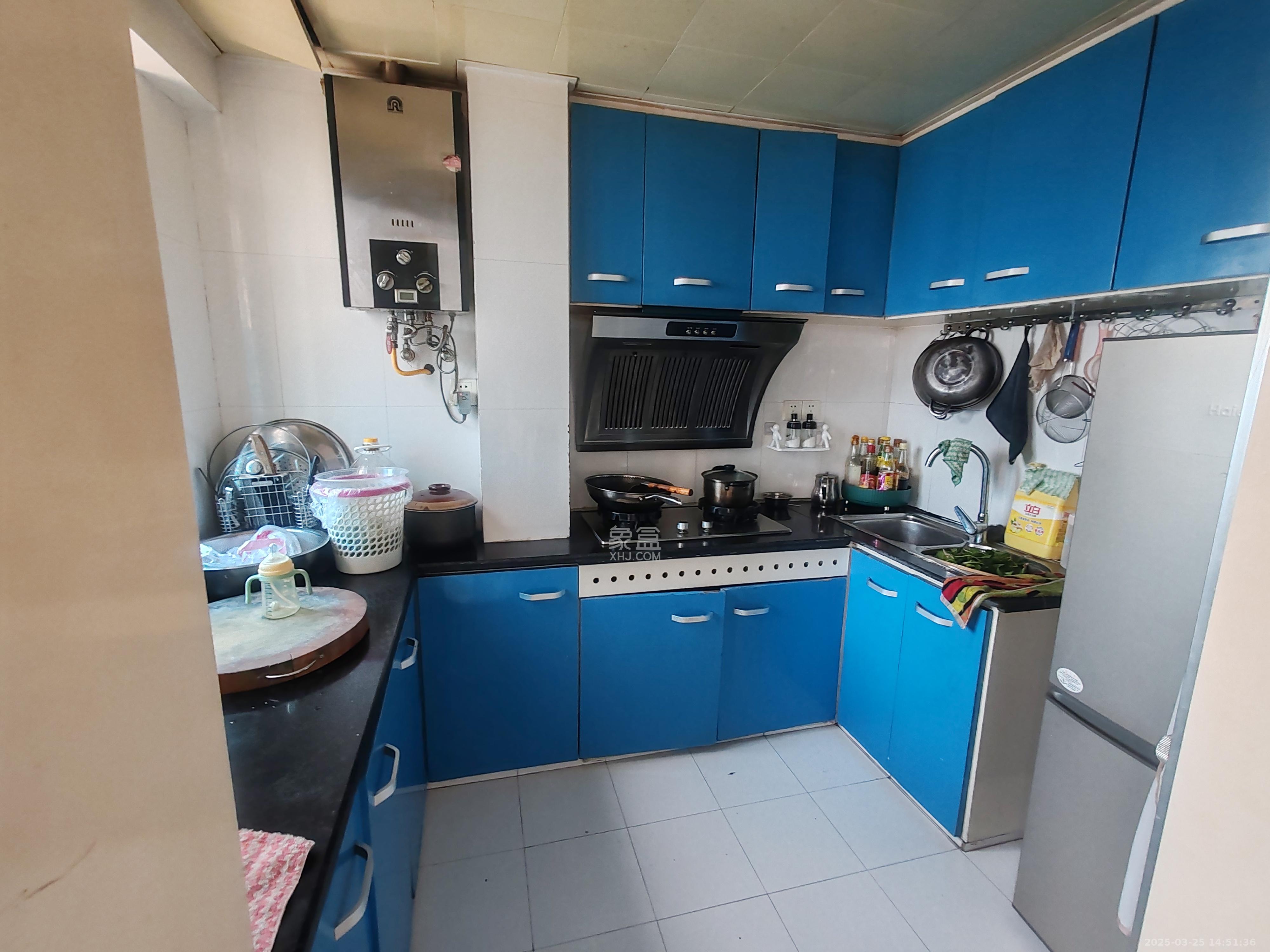 南国嘉苑 4室2厅2卫 3000.0元/月 南国嘉苑 4室2厅2卫 3000.0元/月室内图