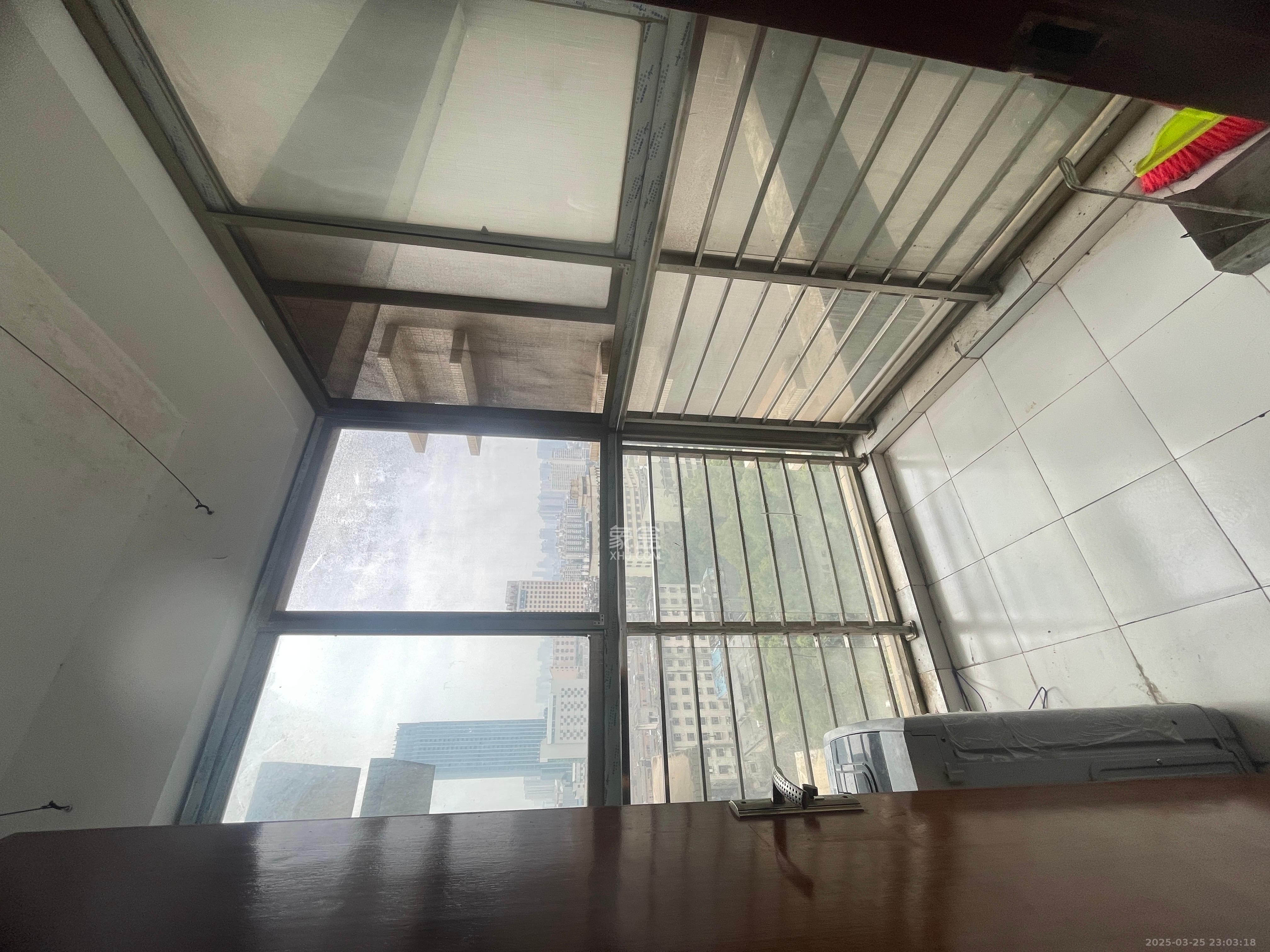 东方银座（东方摩卡）  1室1厅1卫   1750.00元/月室内图
