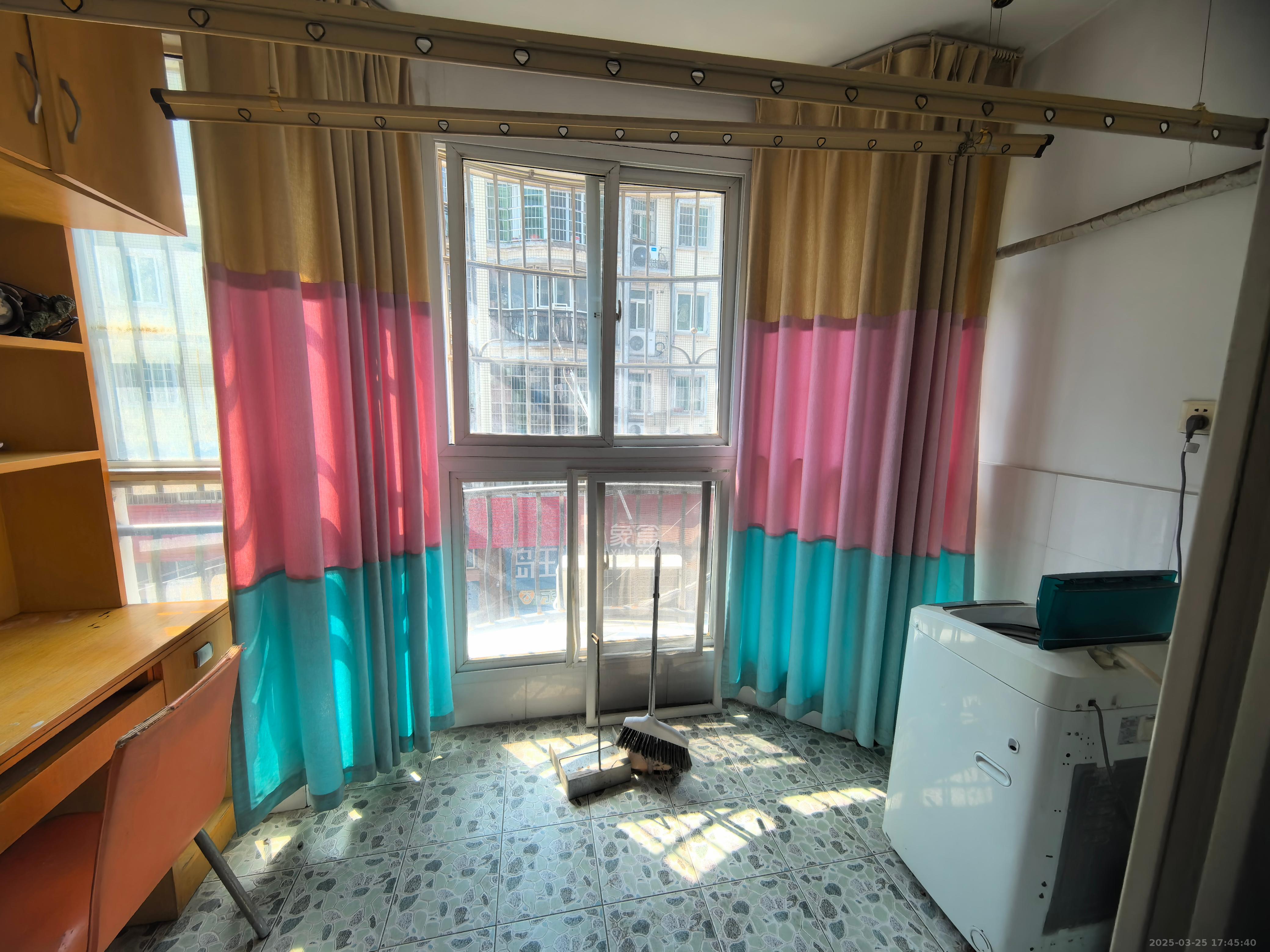 马王堆商贸城 2室1厅1卫 1400.0元/月 马王堆商贸城 2室1厅1卫 1400.0元/月室内图