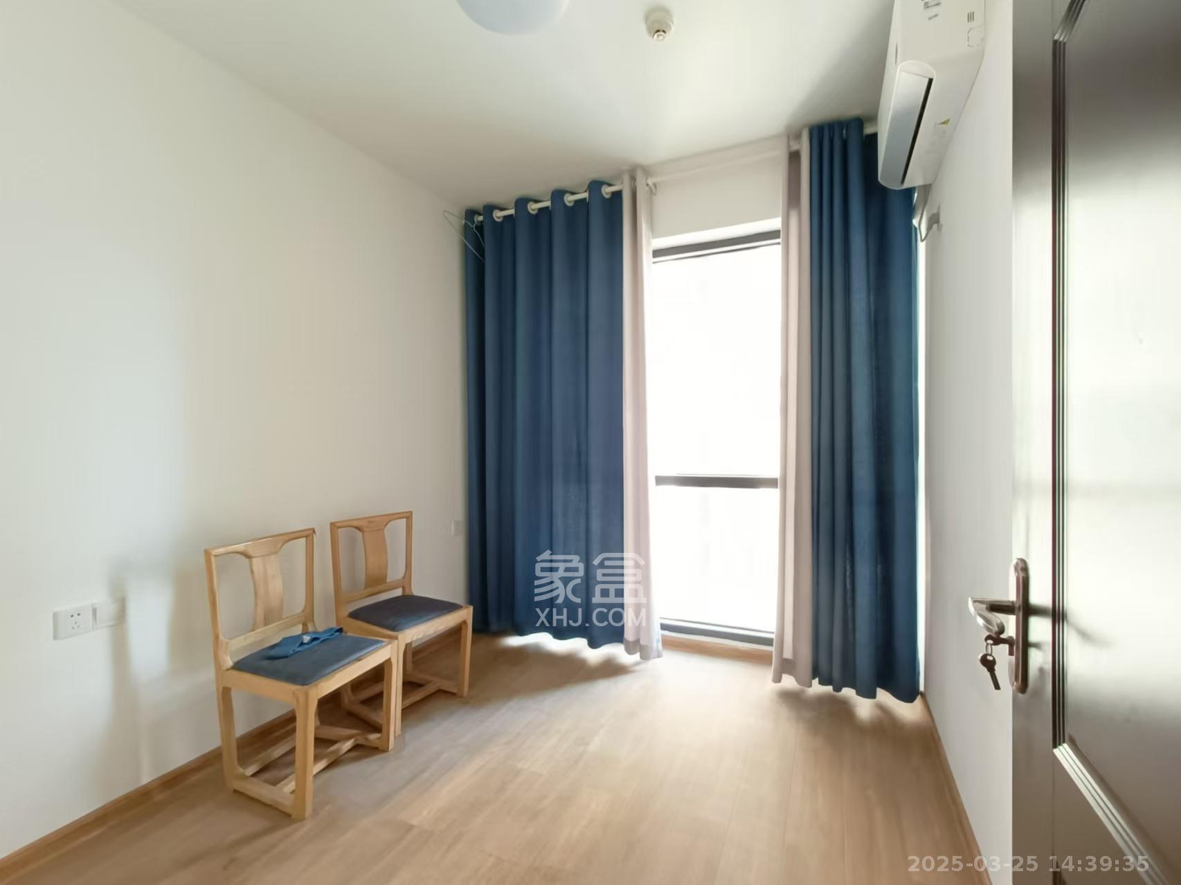 明发阅江悦府  3室2厅1卫   1900.00元/月室内图