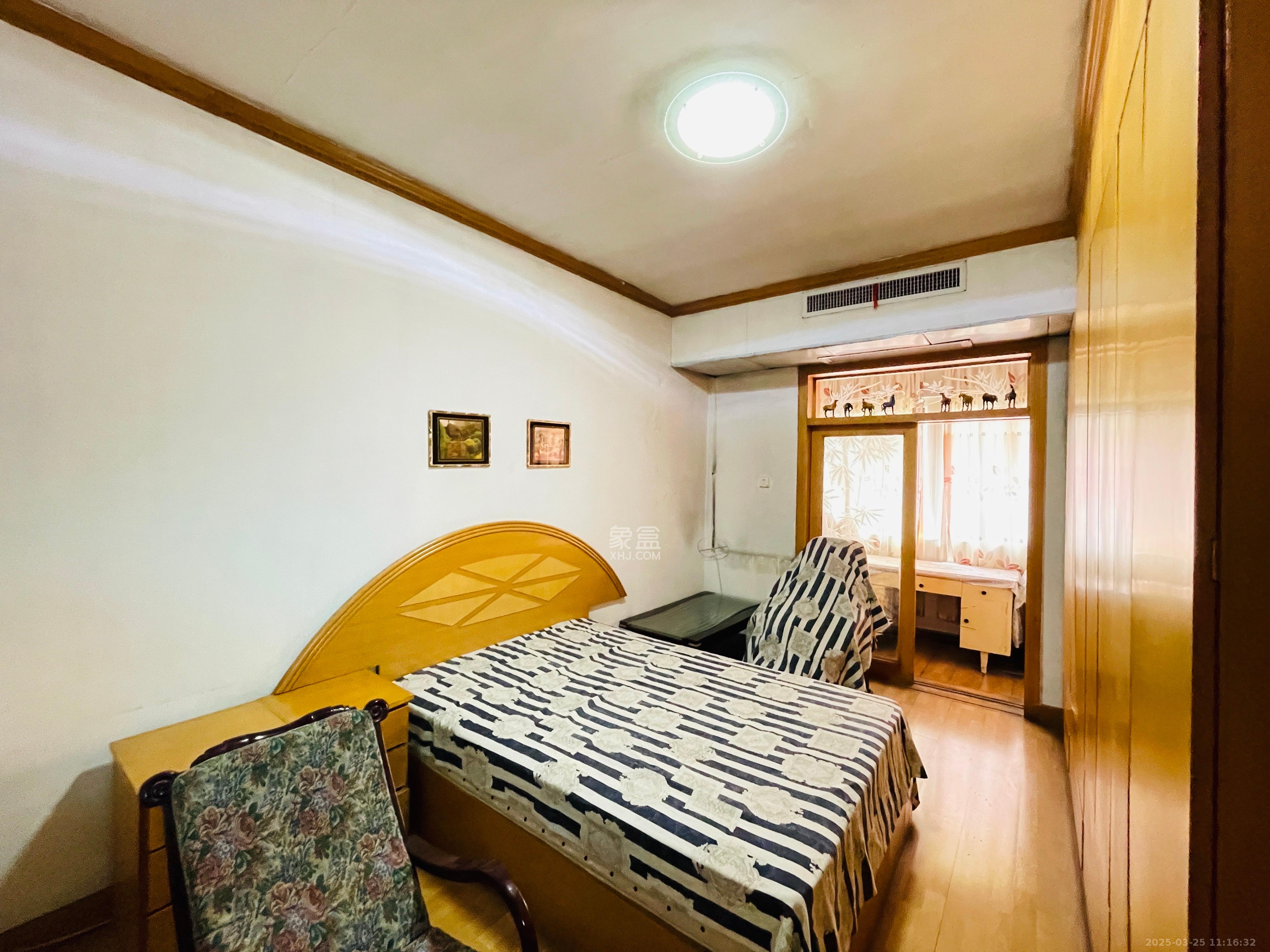 中南大學(xué)湘雅二醫(yī)院大院  2室2廳1衛(wèi)   2500.00元/月室內(nèi)圖