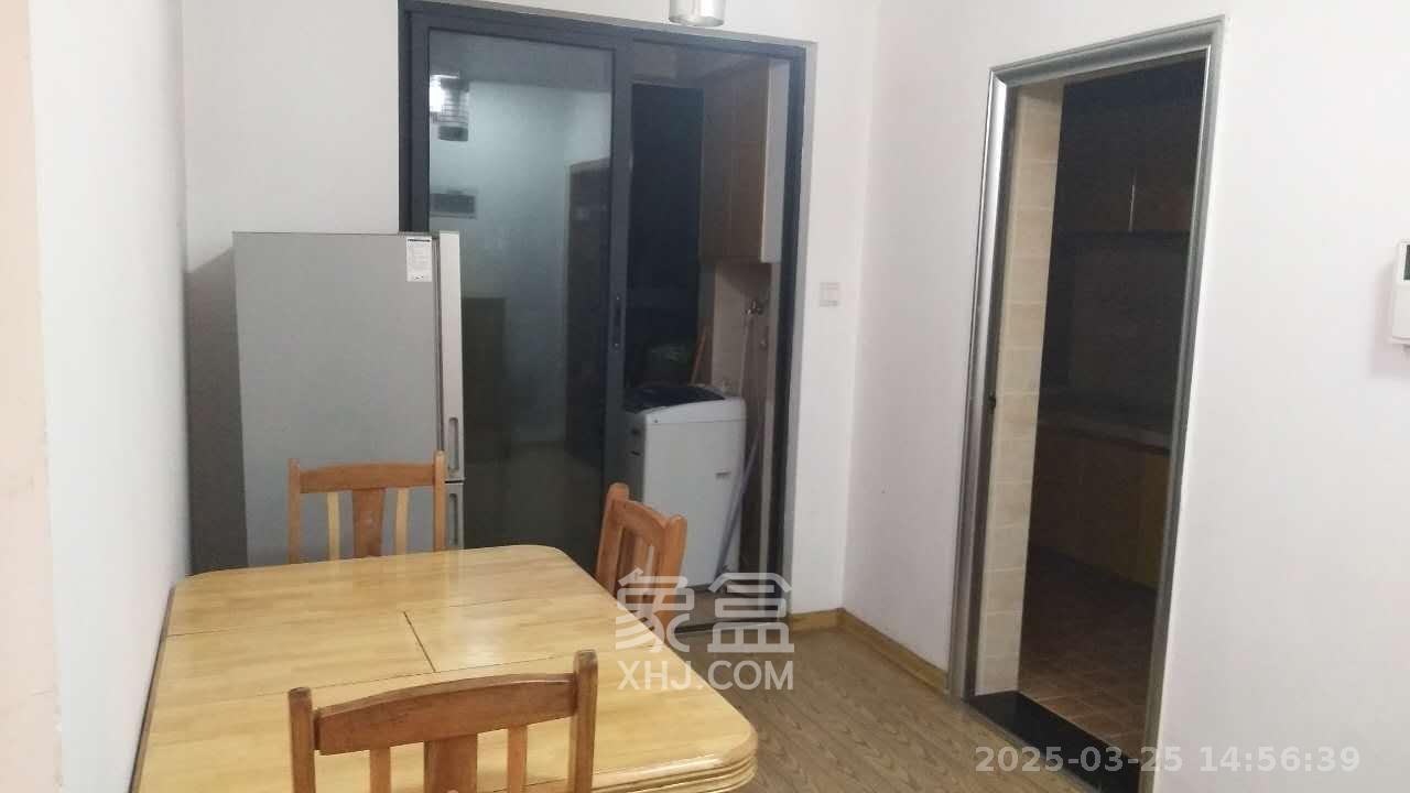 保利麓谷林语A区  1室2厅1卫   850.00元/月室内图