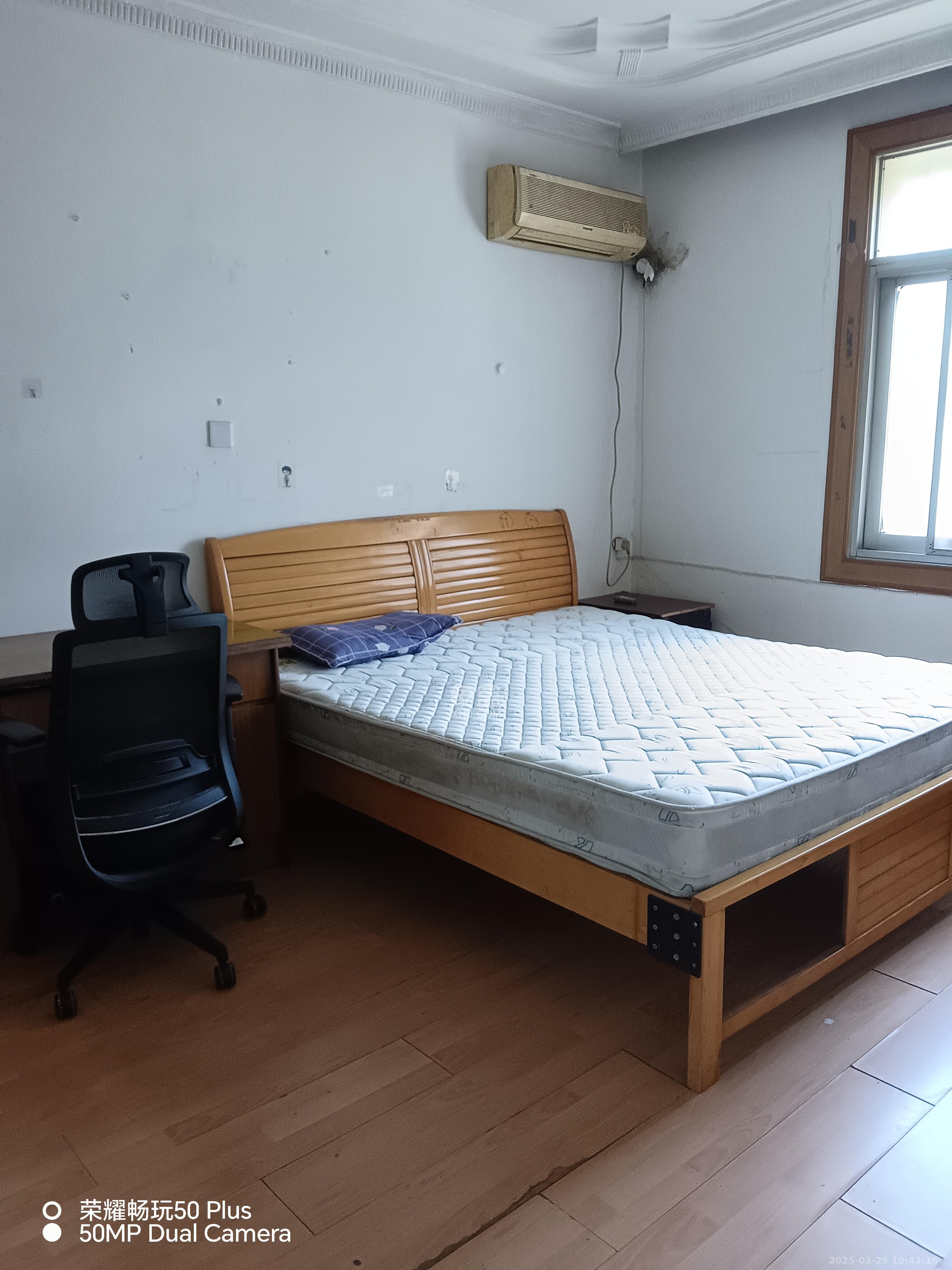 人民新村  1室1厅1卫   1200.00元/月室内图