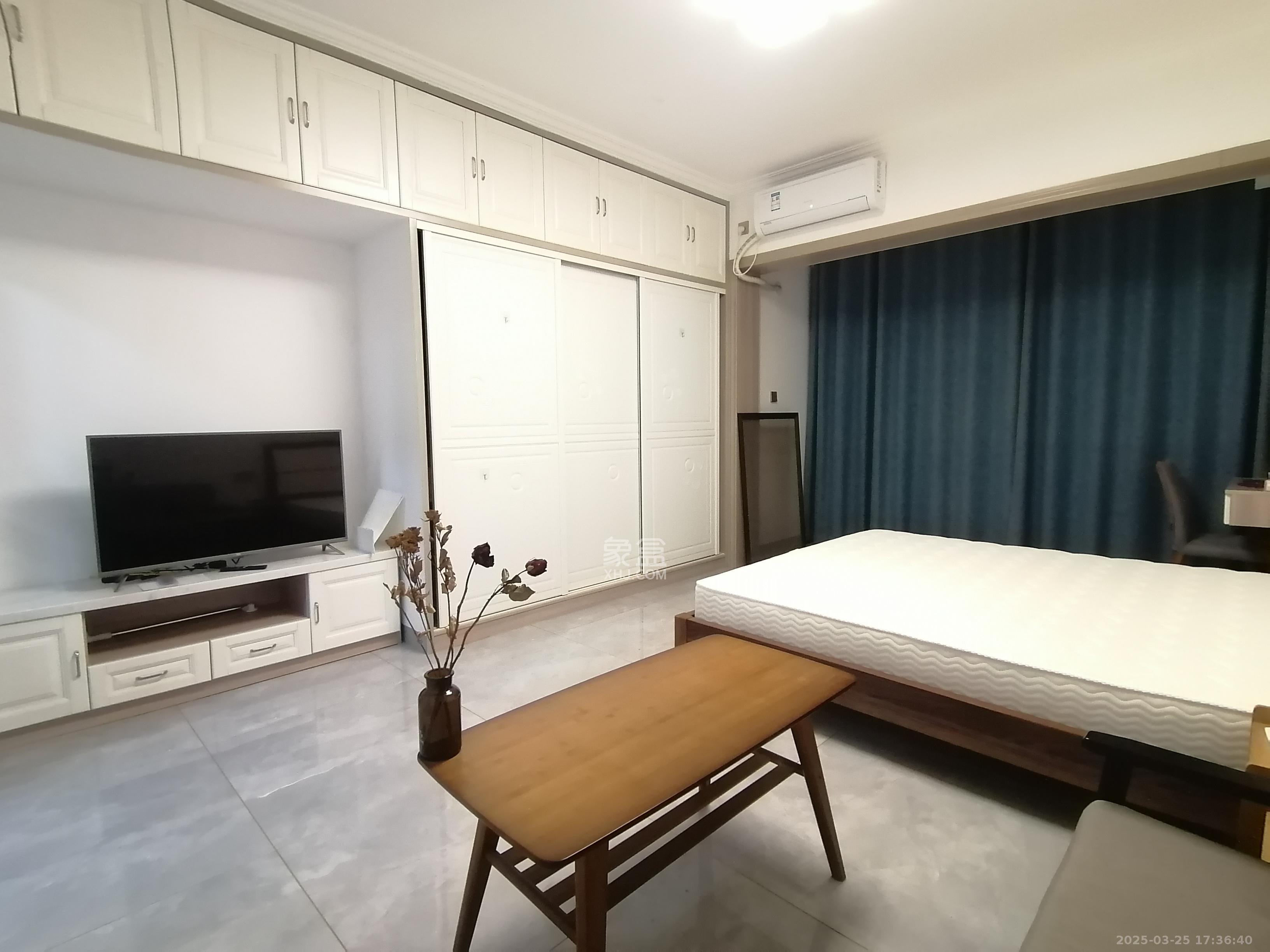 江山帝景哈佛 1室1厅1卫 1300.0元/月 江山帝景哈佛 1室1厅1卫 1300.0元/月室内图