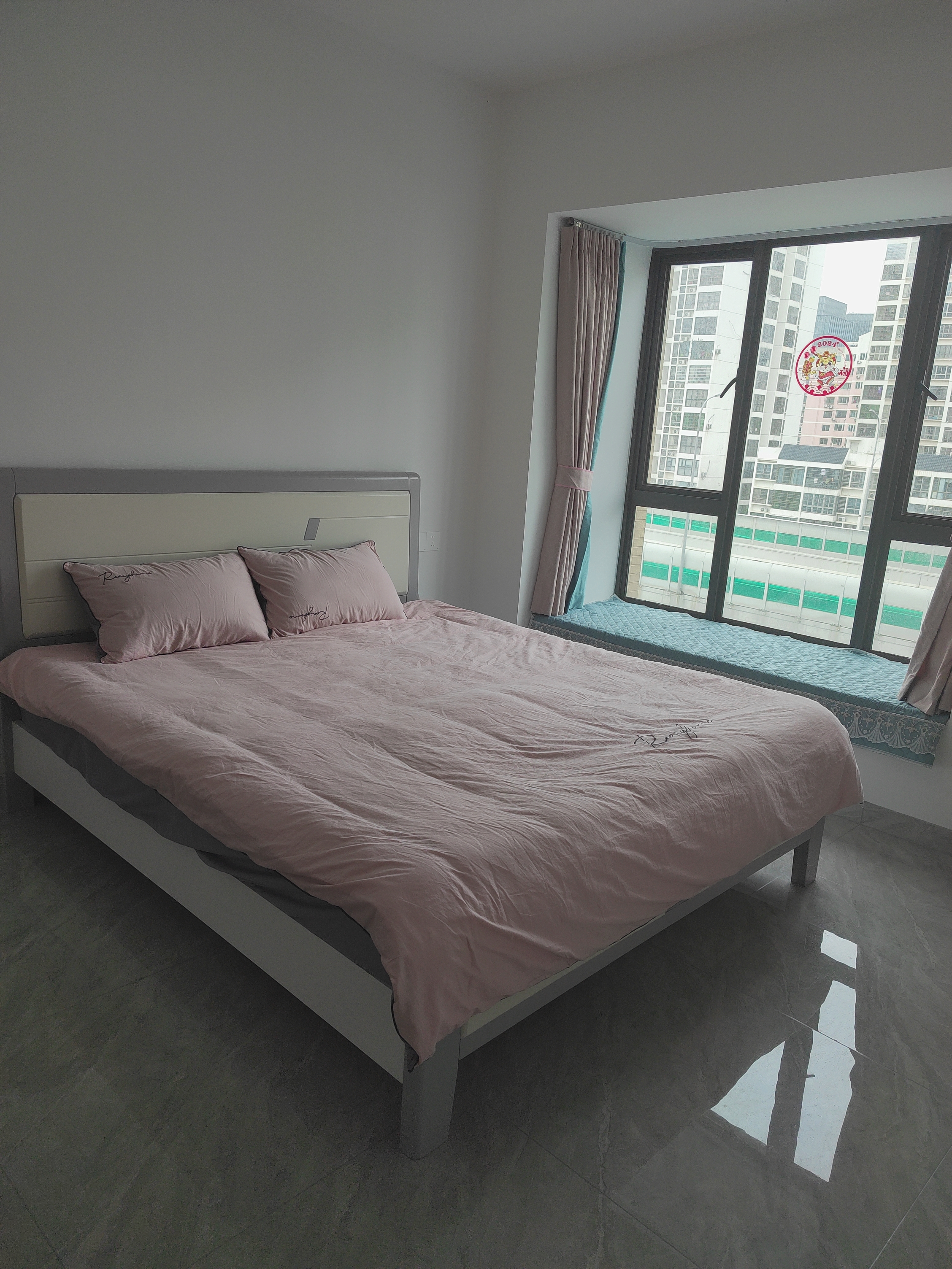 金城新天地 3室2厅1卫 3300.0元/月 金城新天地 3室2厅1卫 3300.0元/月室内图