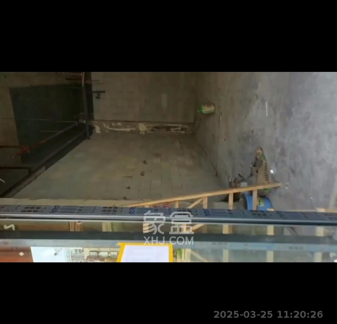 光明E城   46.16㎡      4500.0元/月室内图