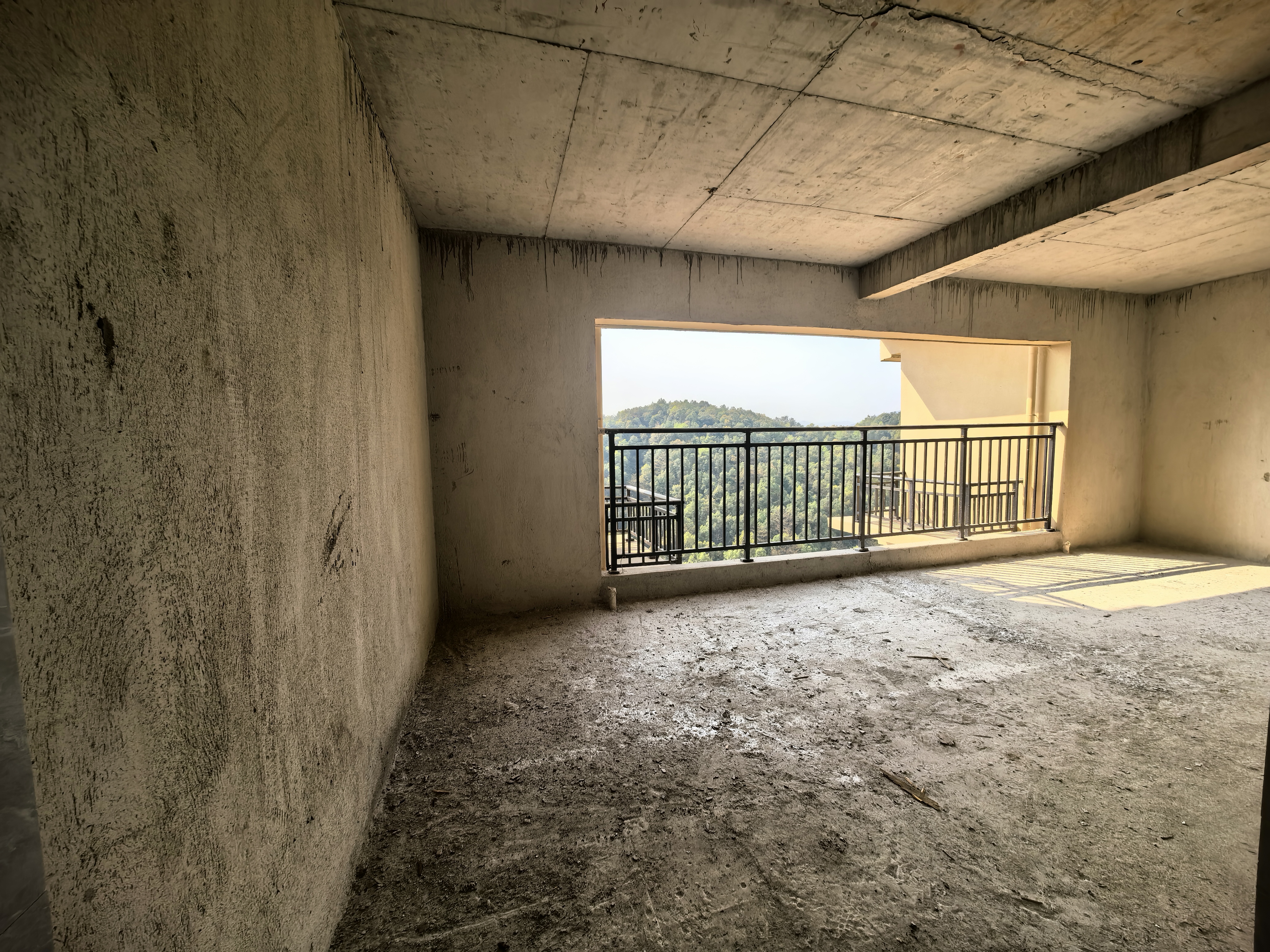 徐福桃花源 5室2厅2卫 93.8万 徐福桃花源 5室2厅2卫 93.8万客厅