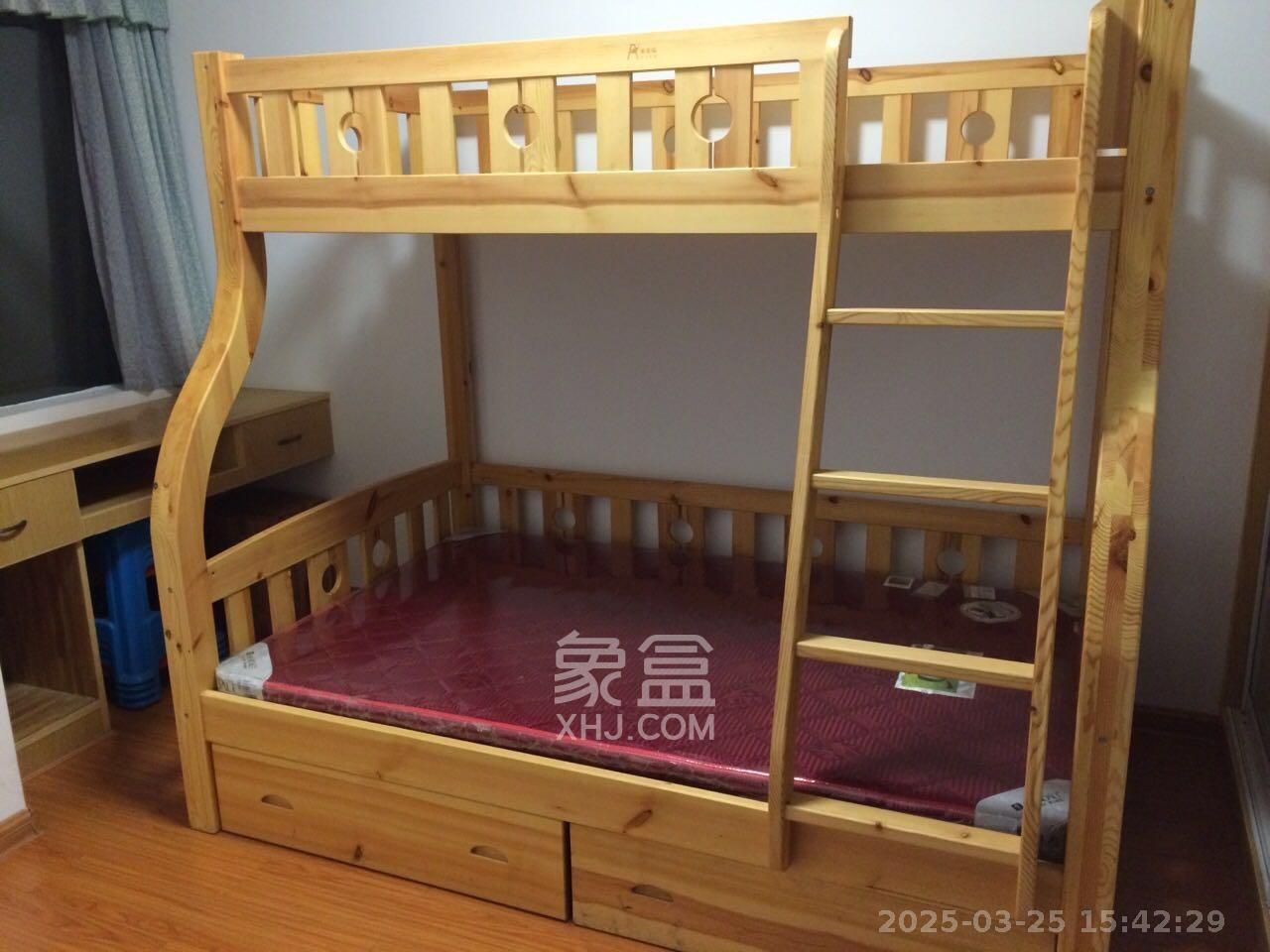 卓越蔚蓝海岸二期  2室1厅1卫   2200.00元/月室内图