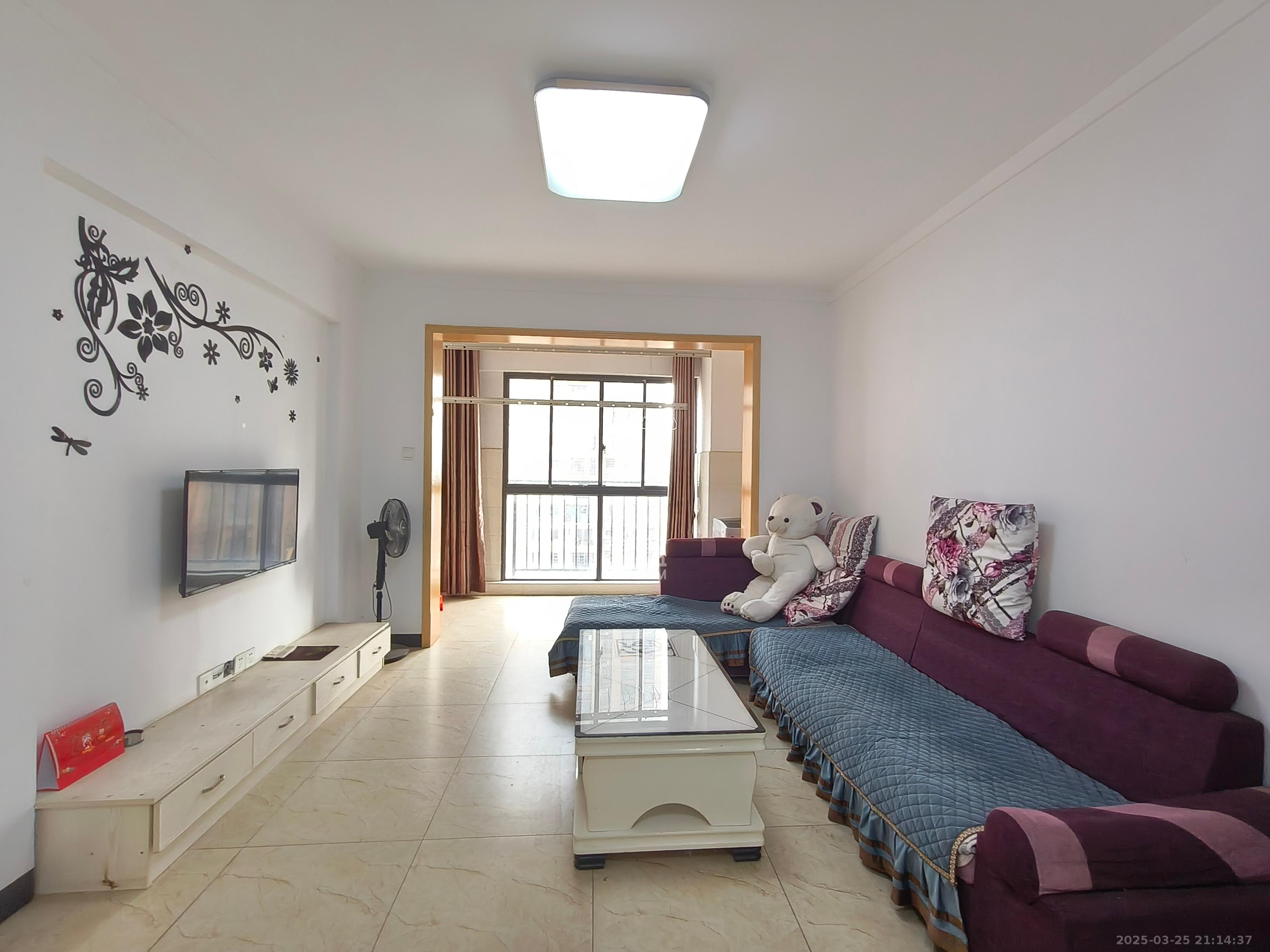 领东汇 3室2厅1卫 2200.0元/月 领东汇 3室2厅1卫 2200.0元/月室内图