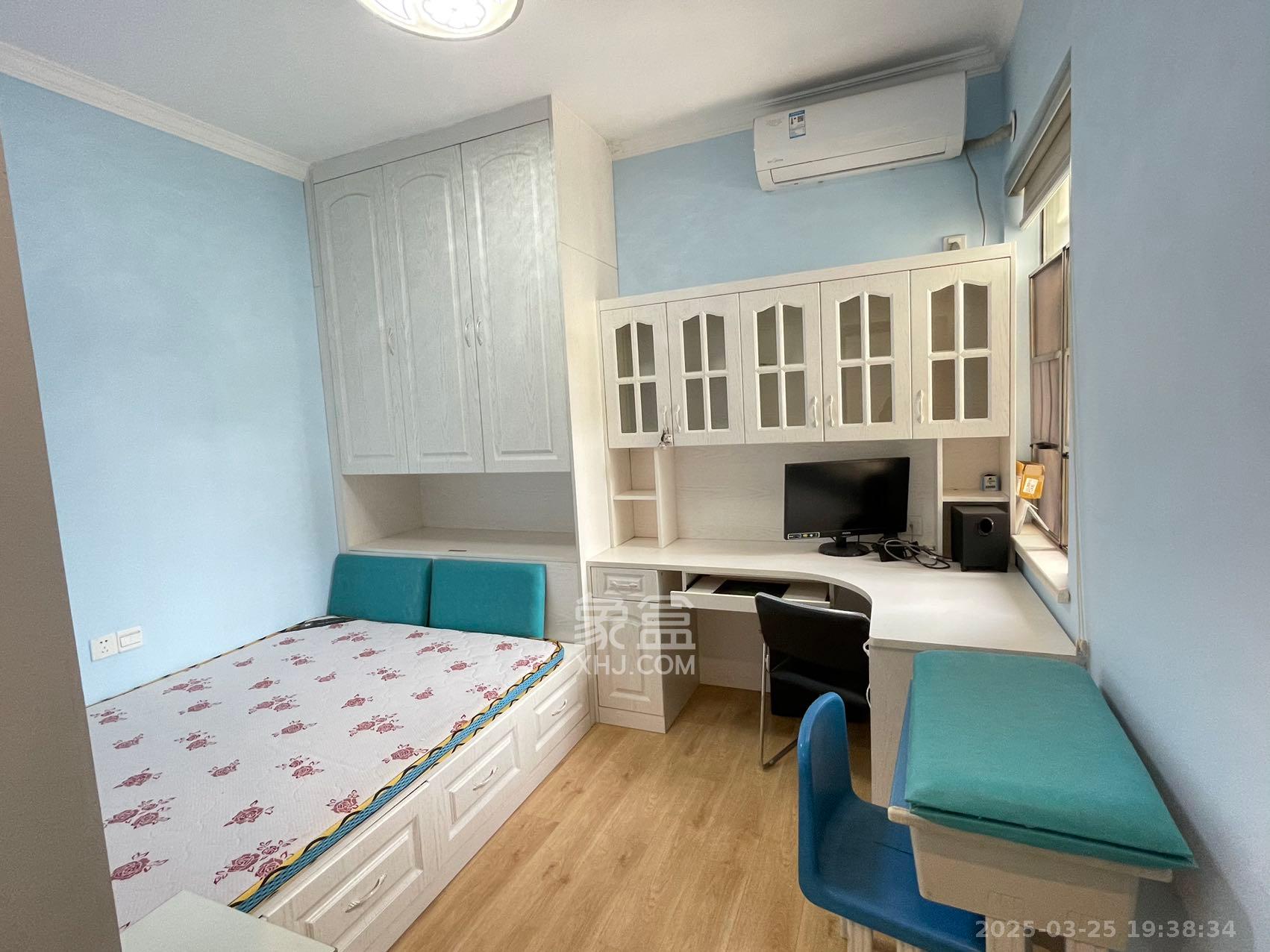 江山帝景哈佛  2室2厅1卫    1900.0元/月 江山帝景哈佛  2室2厅1卫    1900.0元/月室内图