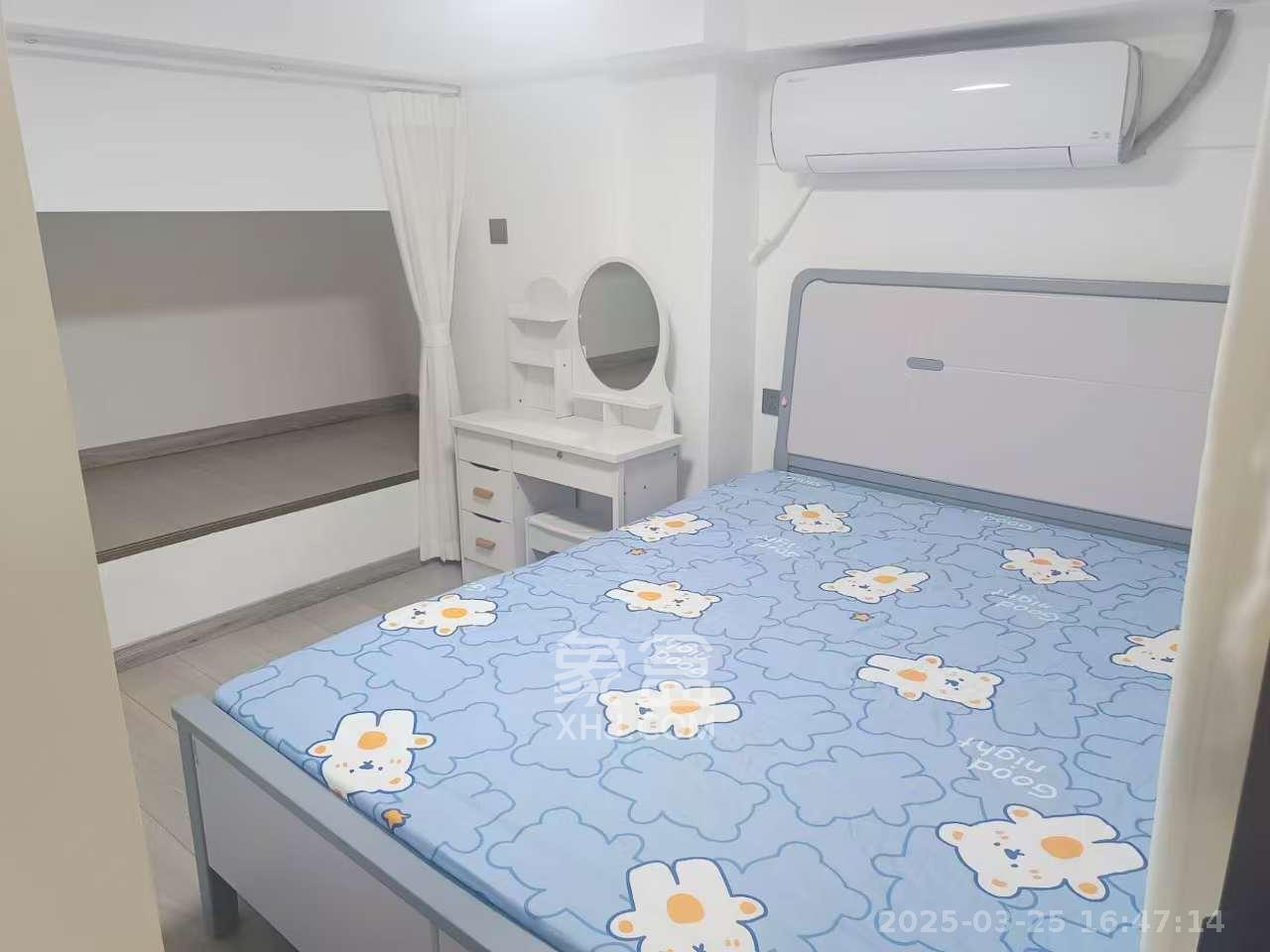 卓越江岸  2室1厅1卫    2300.0元/月室内图
