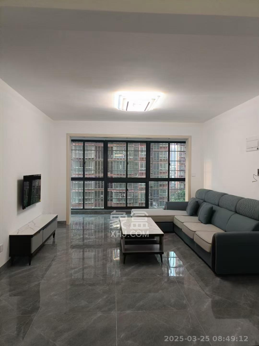 凯富南方鑫城 4室2厅2卫 2400.0元/月 凯富南方鑫城 4室2厅2卫 2400.0元/月室内图