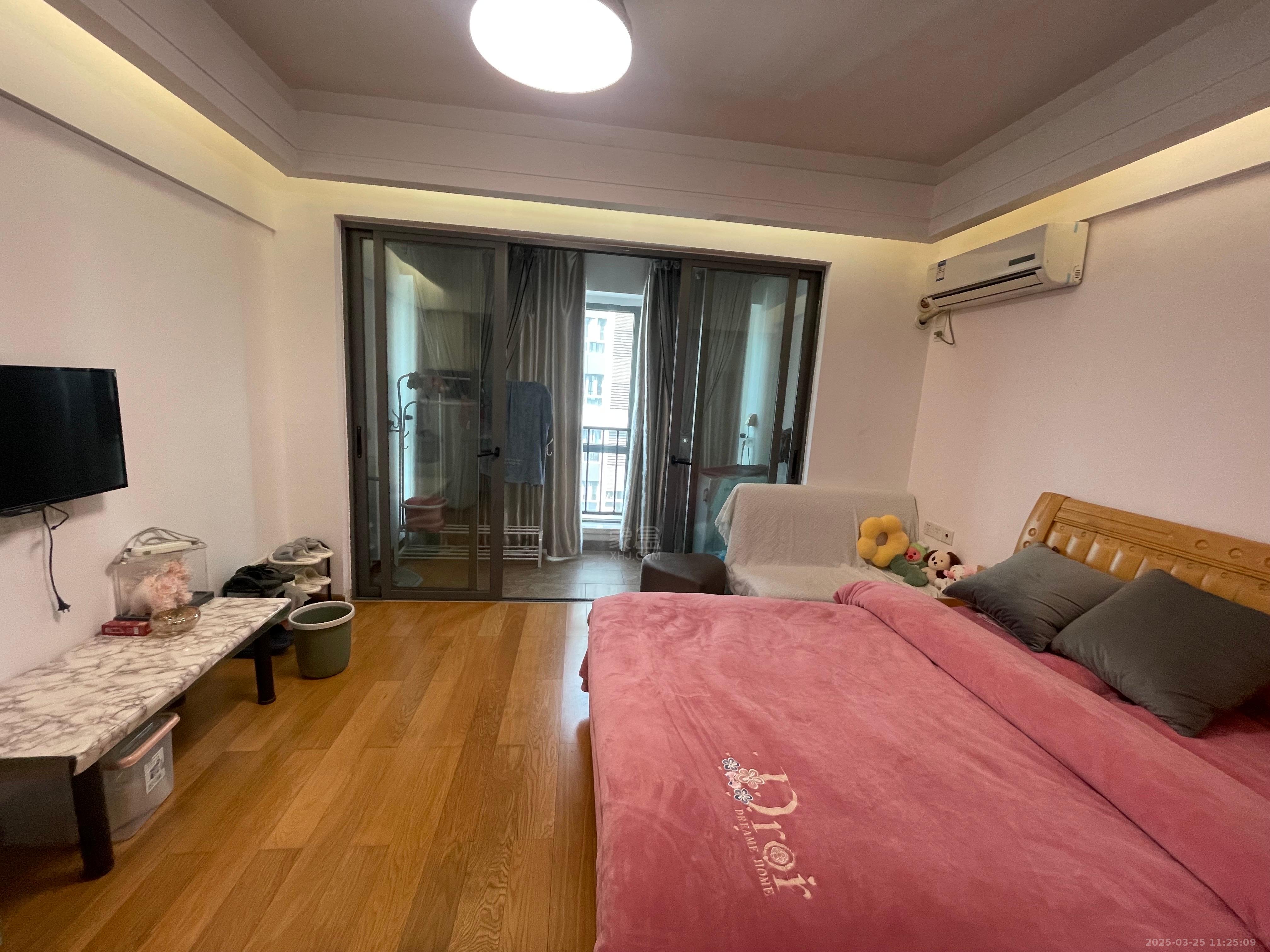 大汉希尔顿 1室0厅1卫 1300.0元/月 大汉希尔顿 1室0厅1卫 1300.0元/月室内图