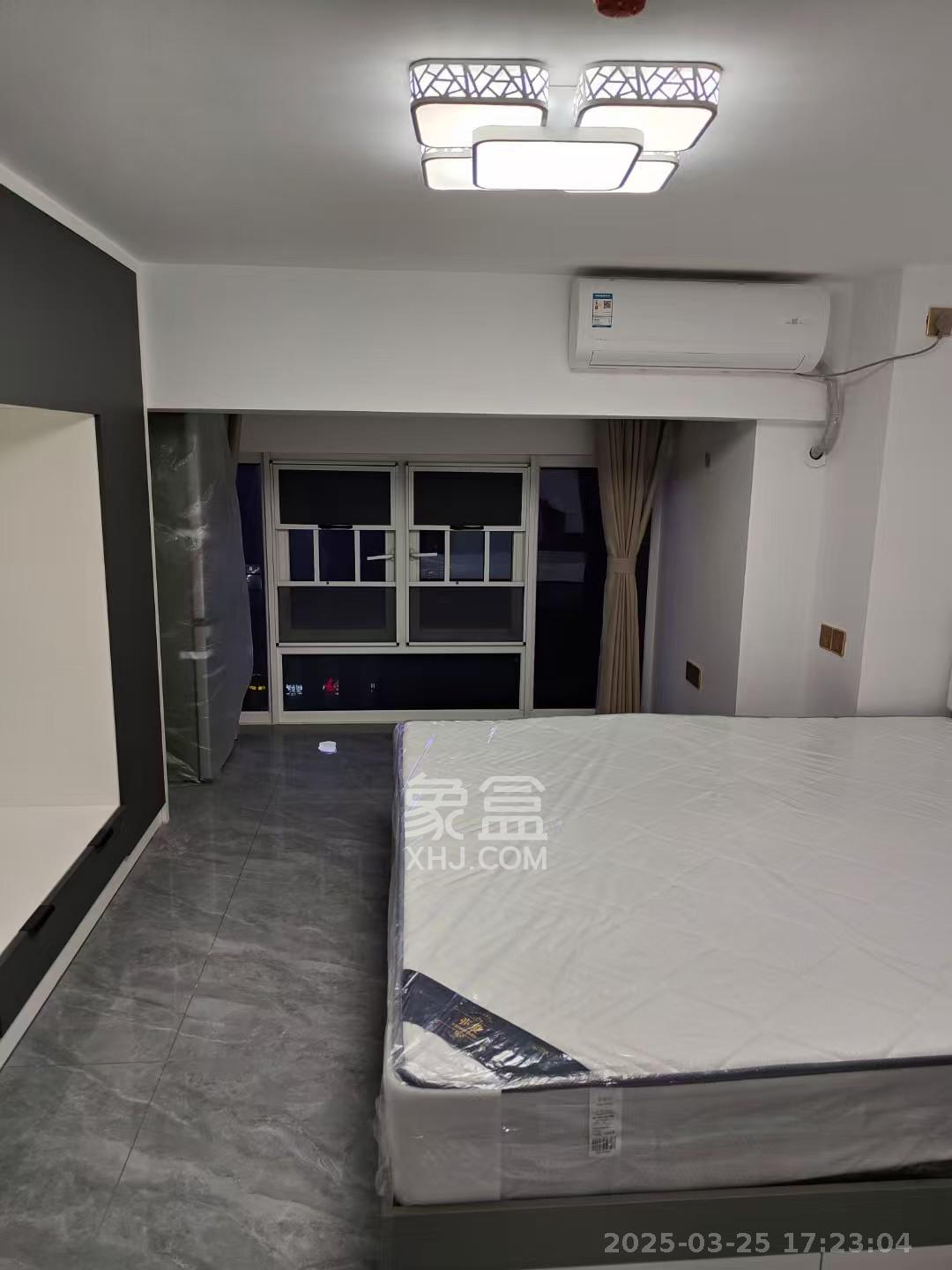 金地中交麓谷香颂(金地中交雅苑) 1室1厅1卫 1300.0元/月 金地中交麓谷香颂(金地中交雅苑) 1室1厅1卫 1300.0元/月室内图