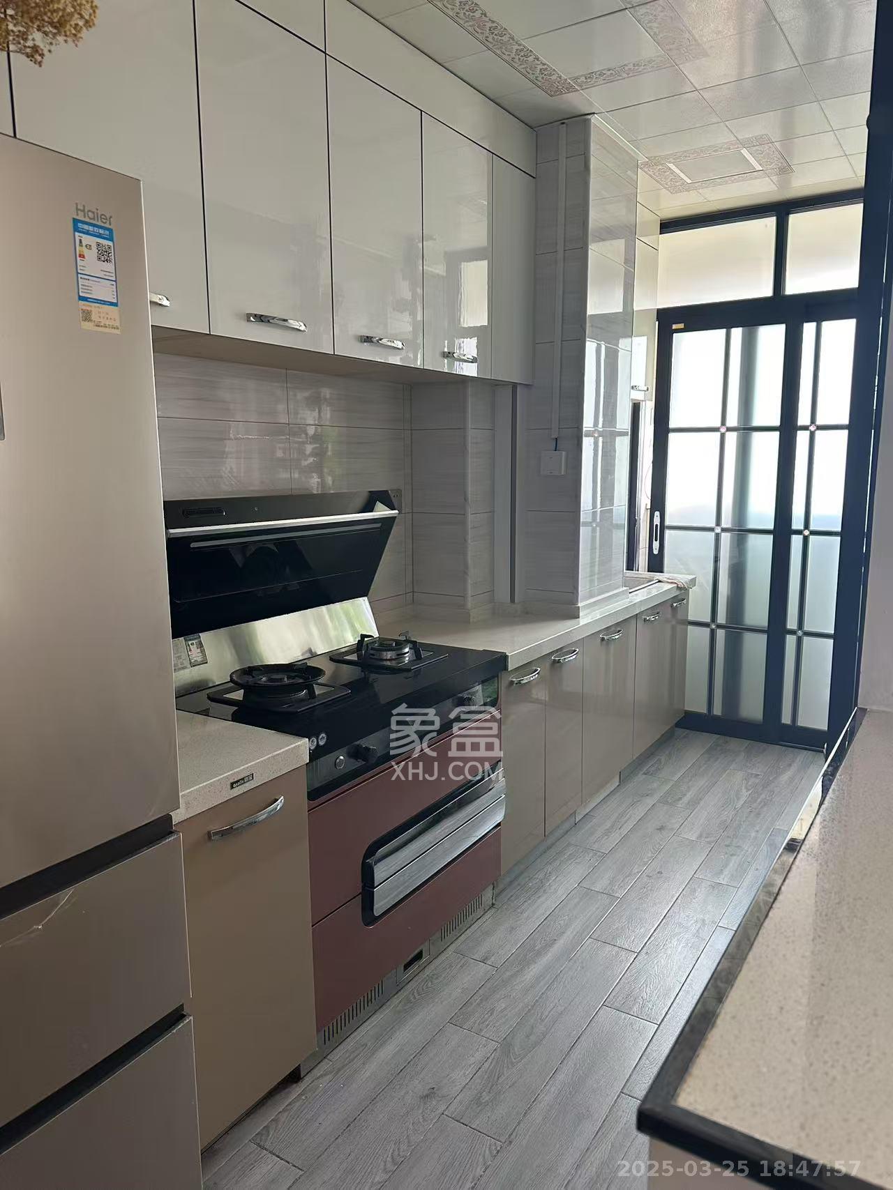 达美美立方 1室1厅1卫 2300.0元/月 达美美立方 1室1厅1卫 2300.0元/月室内图