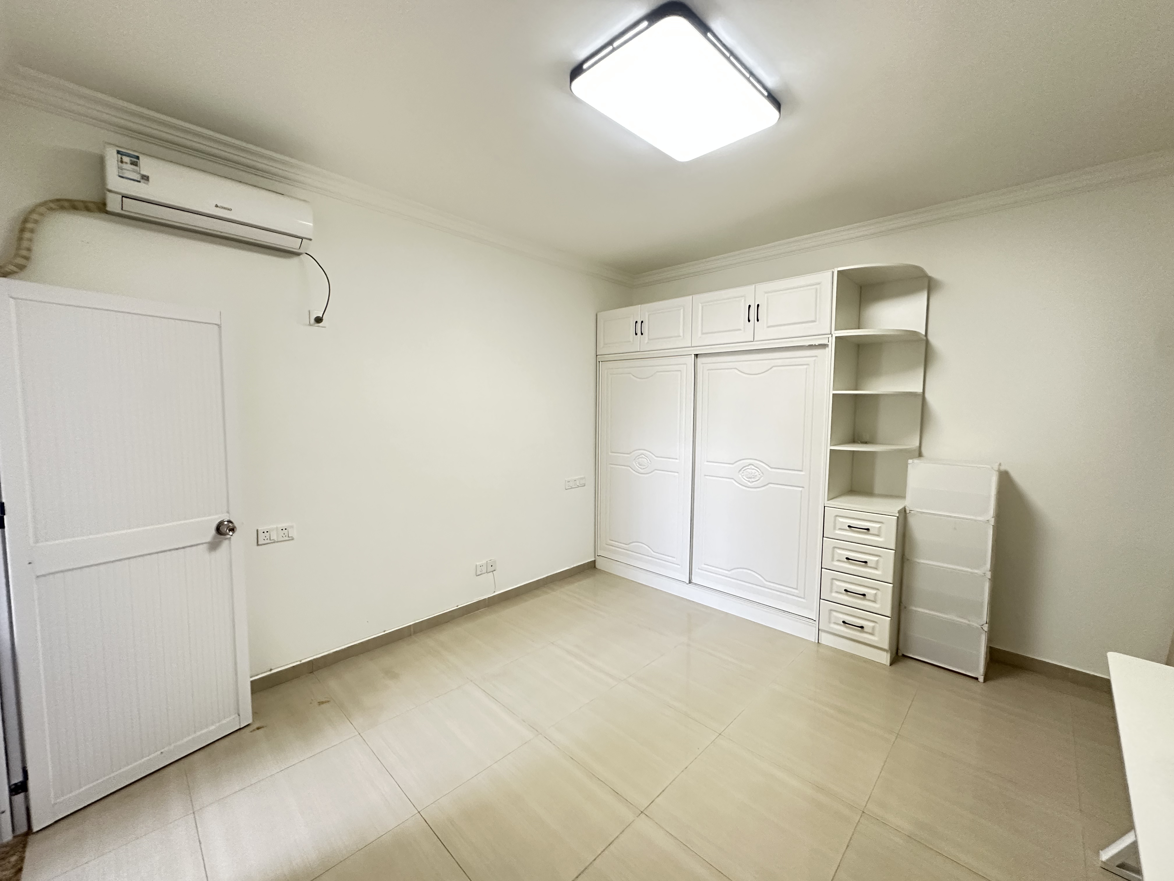 新新海岸  1室0厅1卫    34.5万 新新海岸  1室0厅1卫    34.5万室内图