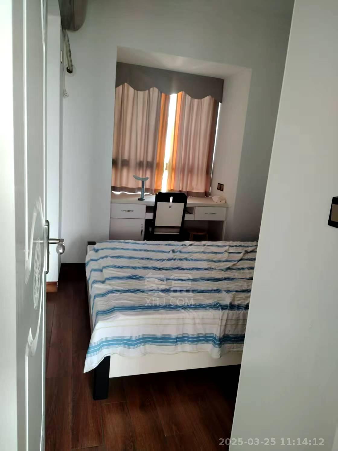 凿石凤凰苑 3室2厅1卫 1600.0元/月 凿石凤凰苑 3室2厅1卫 1600.0元/月室内图