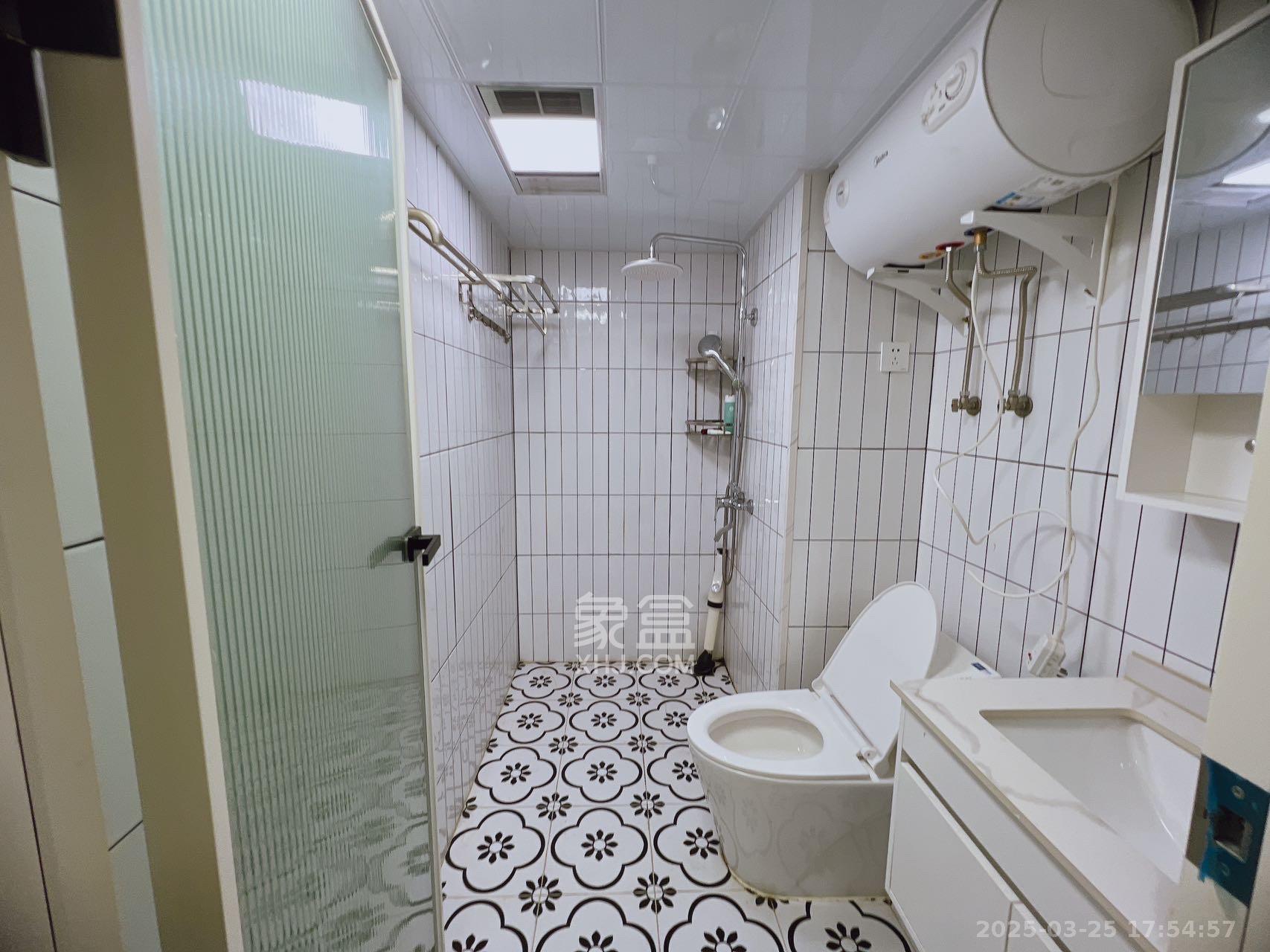 北辰府  1室1厅1卫    3400.0元/月 北辰府  1室1厅1卫    3400.0元/月室内图