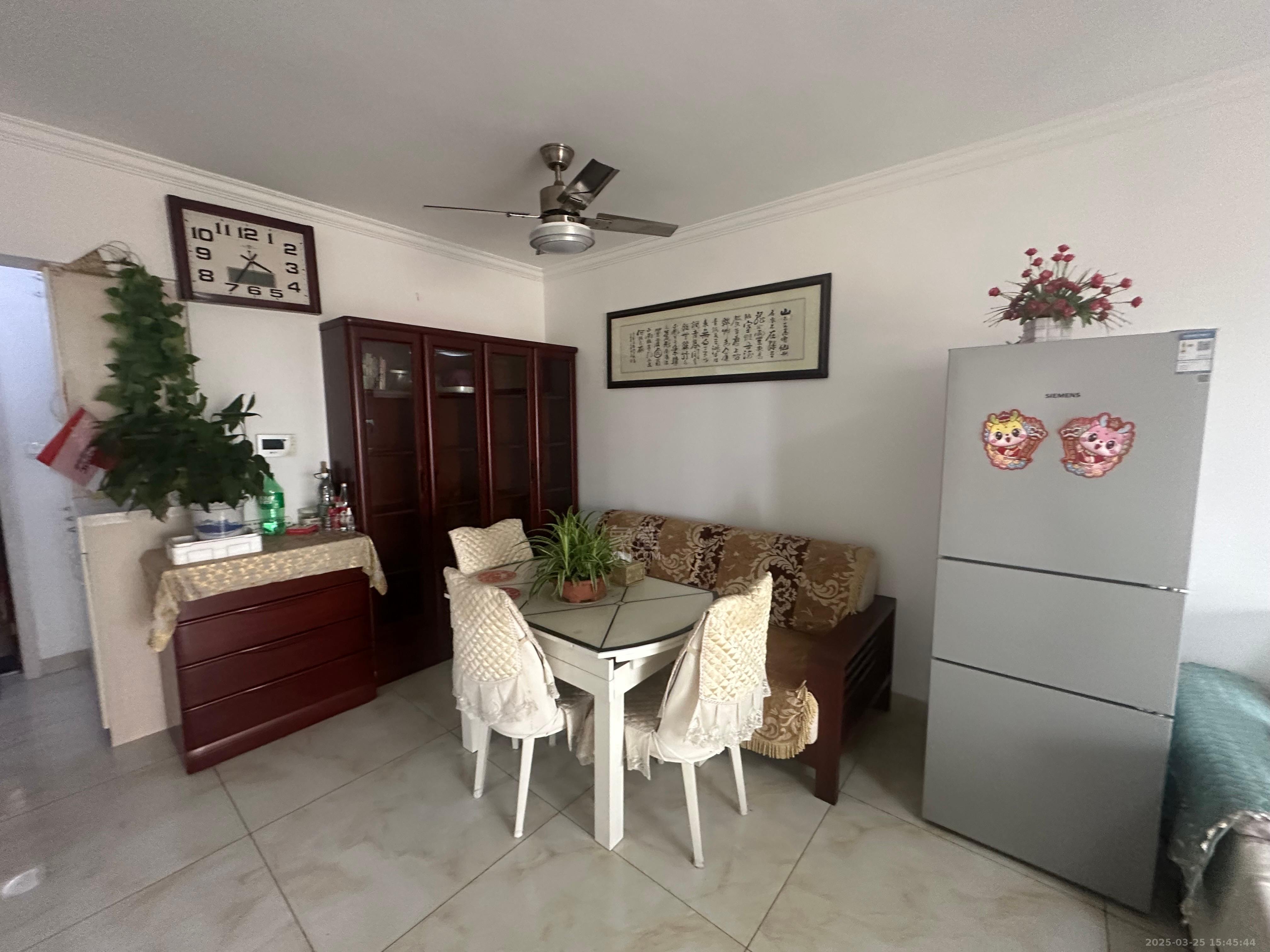 新明安置小区 2室2厅1卫 1200.0元/月 新明安置小区 2室2厅1卫 1200.0元/月室内图