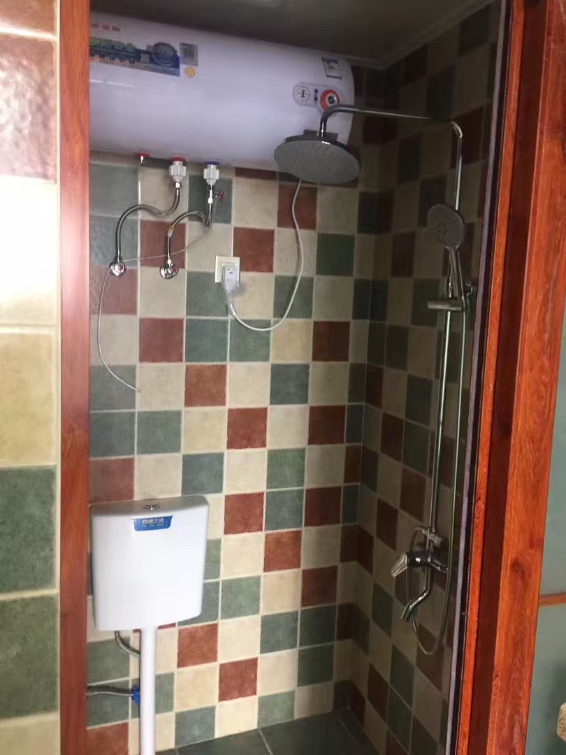 鸿浩达吉星广场(秀石街) 1室1厅1卫 1000.0元/月 鸿浩达吉星广场(秀石街) 1室1厅1卫 1000.0元/月室内图