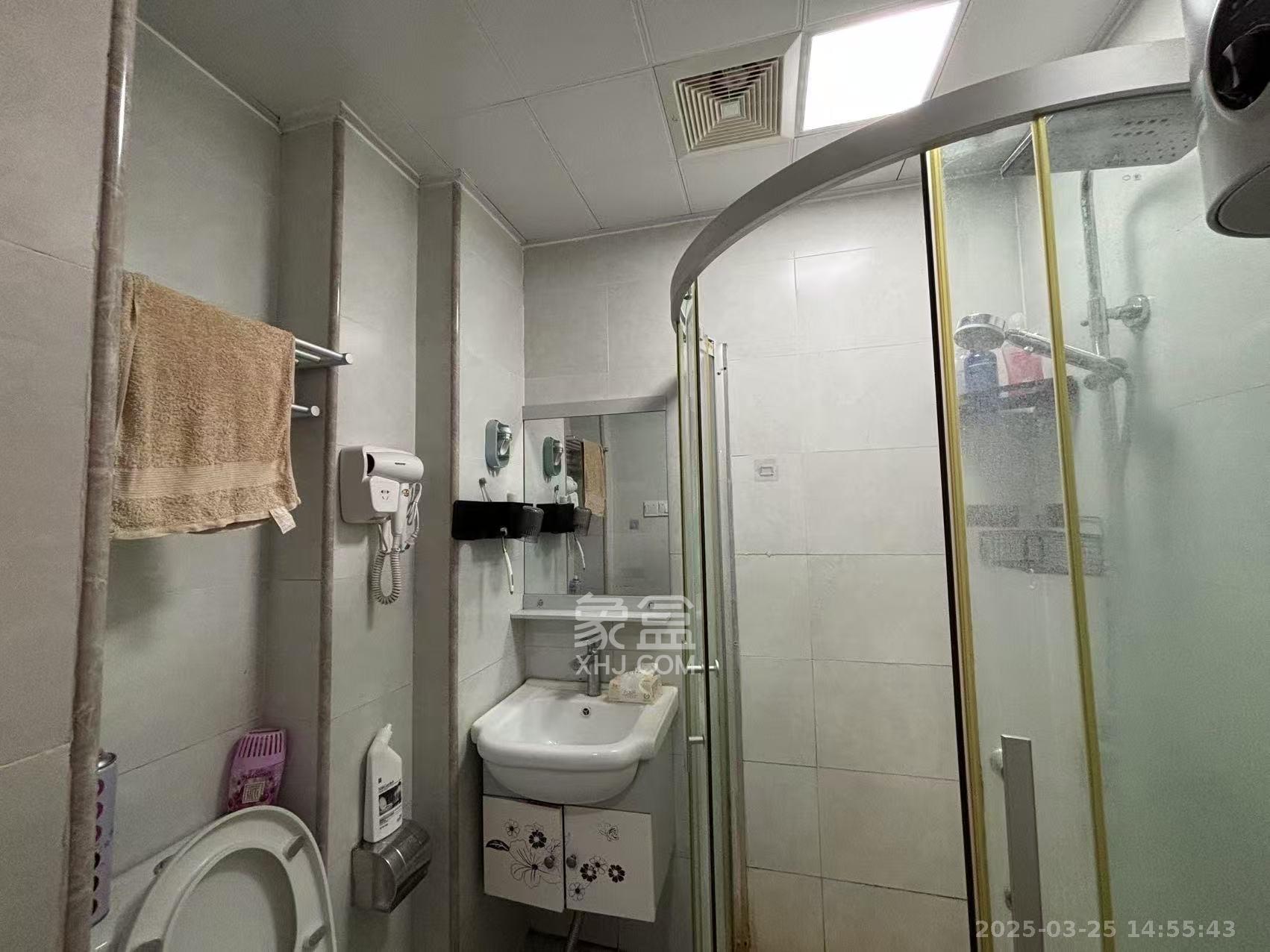 星城荣域  1室1厅1卫   1500.00元/月室内图