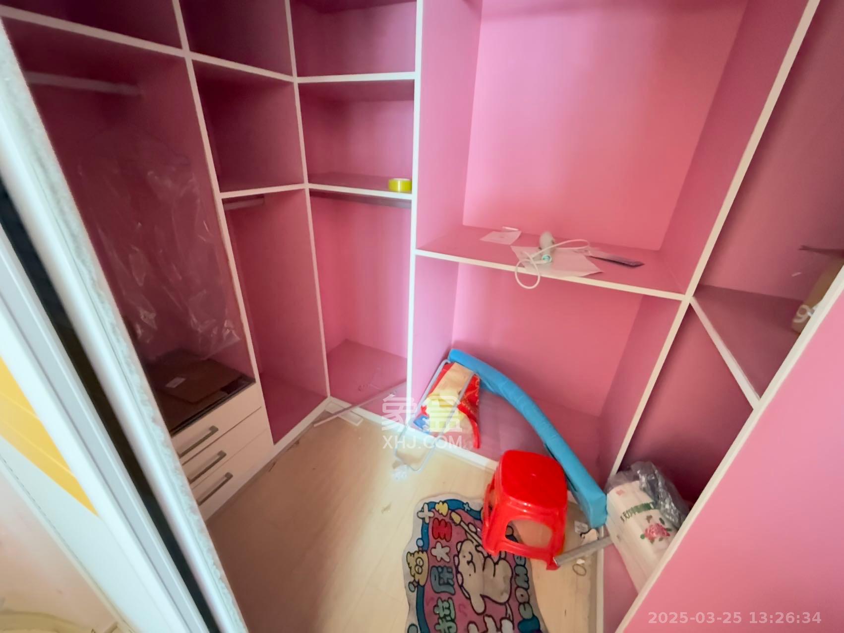 华盛新外滩 4室2厅2卫 3800.0元/月 华盛新外滩 4室2厅2卫 3800.0元/月室内图