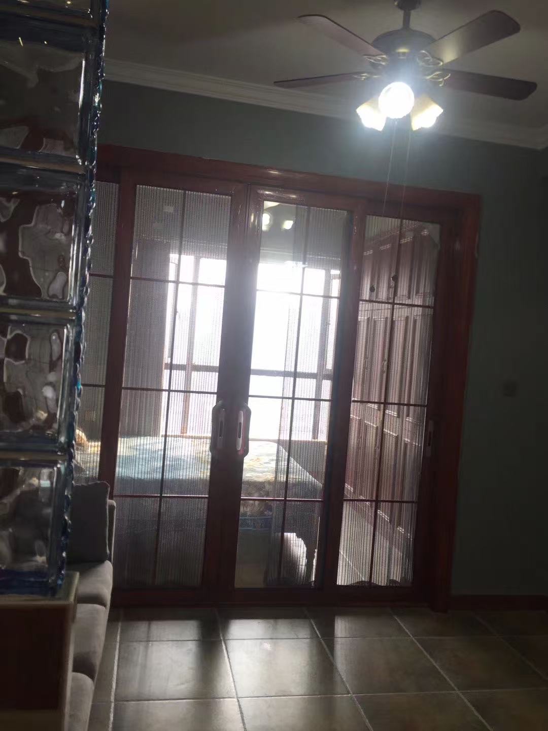 鸿浩达吉星广场(秀石街) 1室1厅1卫 1000.0元/月 鸿浩达吉星广场(秀石街) 1室1厅1卫 1000.0元/月室内图