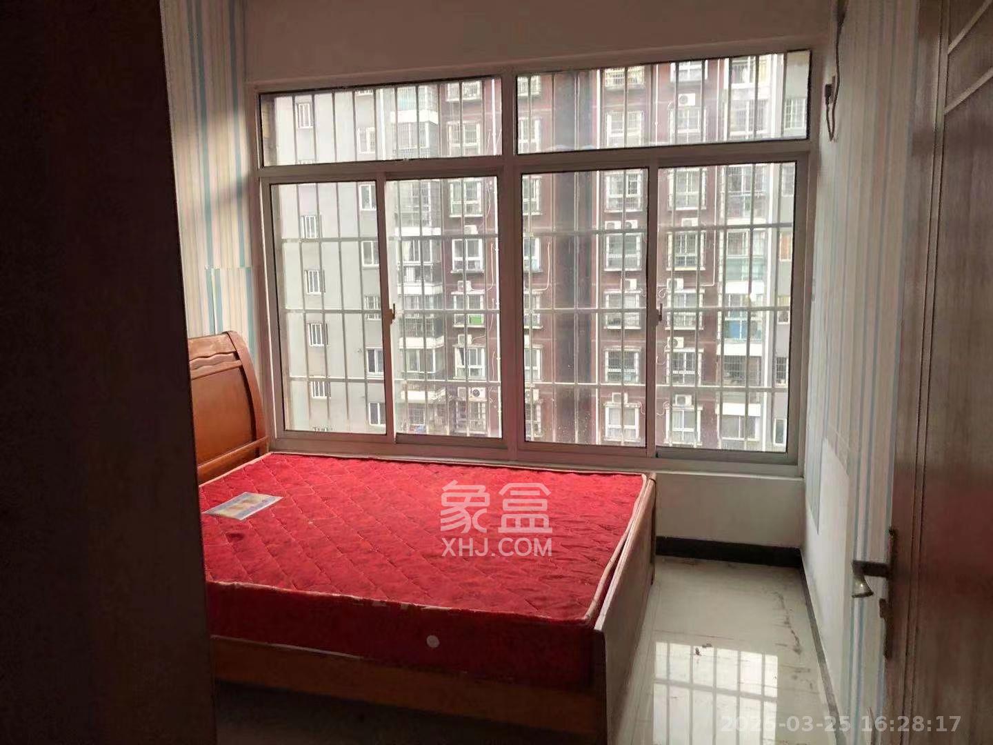 泊林晶城  3室2厅1卫   1700.00元/月室内图