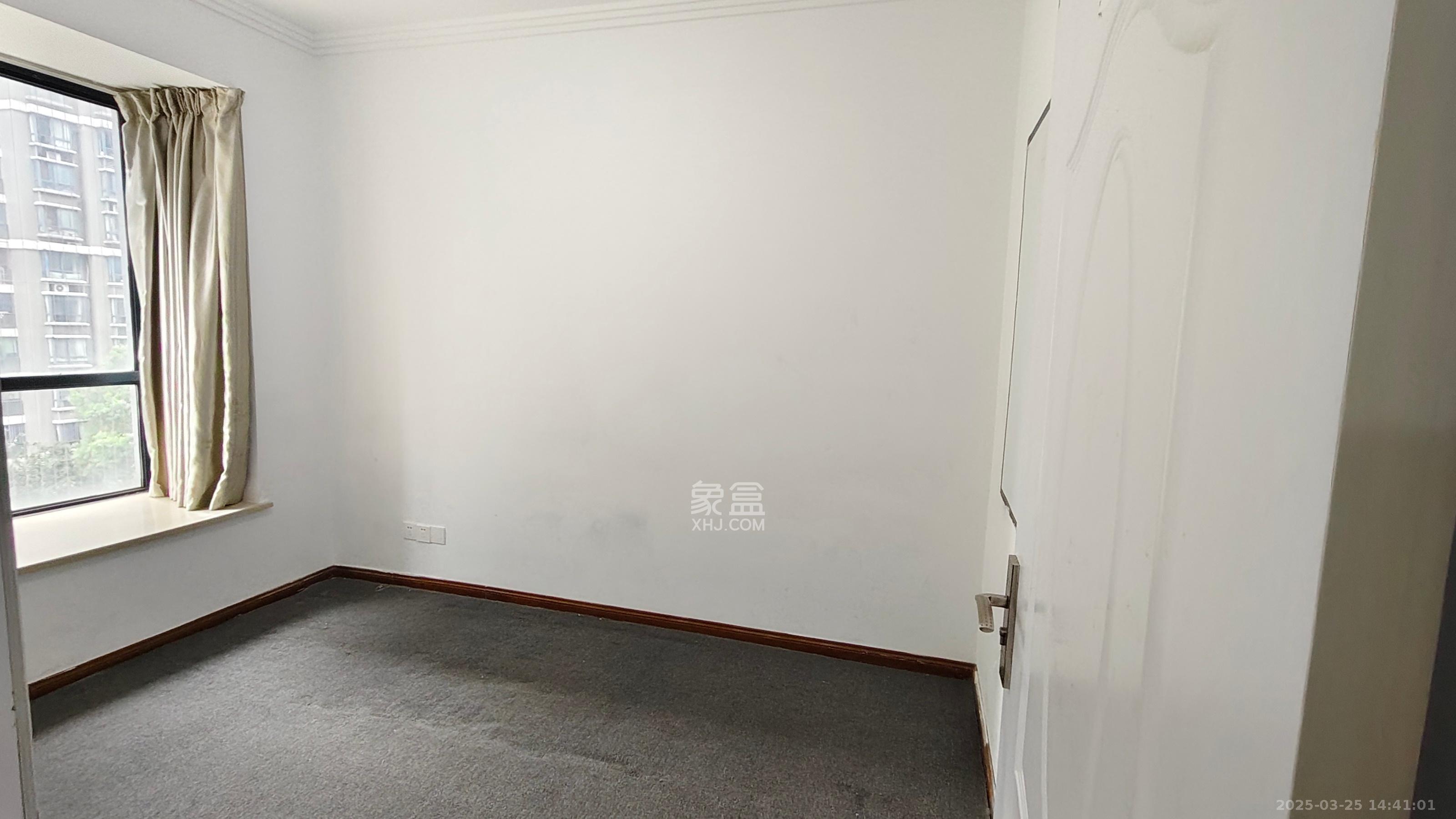 湘江世纪城聚江苑 4室2厅2卫 3000.0元/月 湘江世纪城聚江苑 4室2厅2卫 3000.0元/月室内图