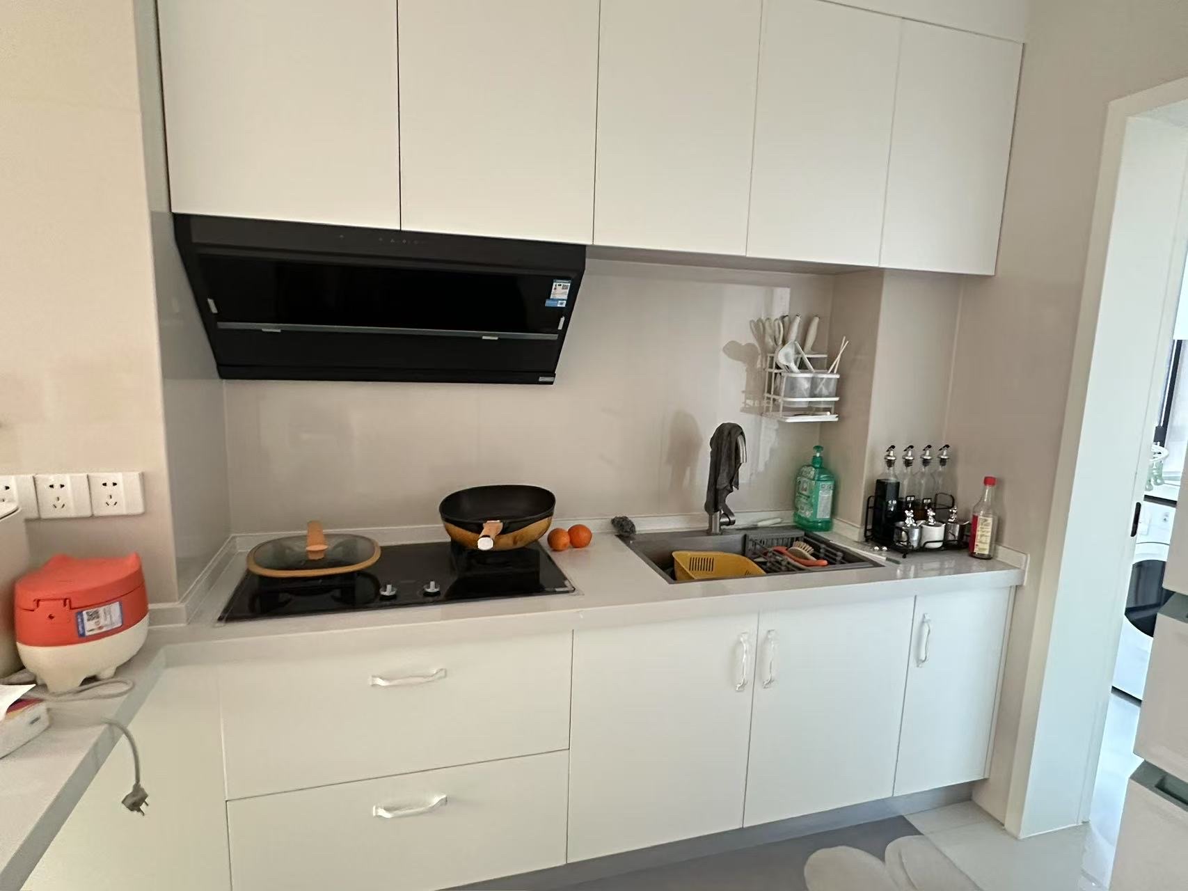 芷兰公馆西区 2室1厅1卫 2000.0元/月 芷兰公馆西区 2室1厅1卫 2000.0元/月室内图