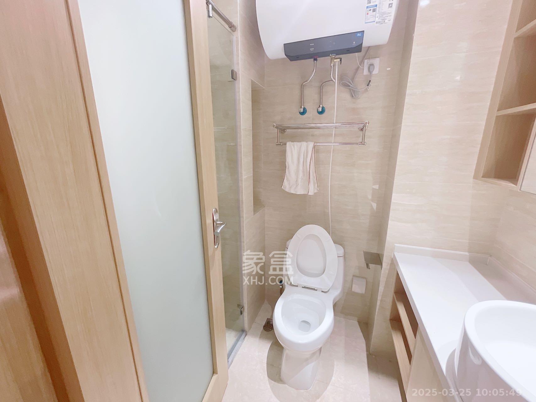 万润时光里  1室1厅1卫   1800.00元/月室内图