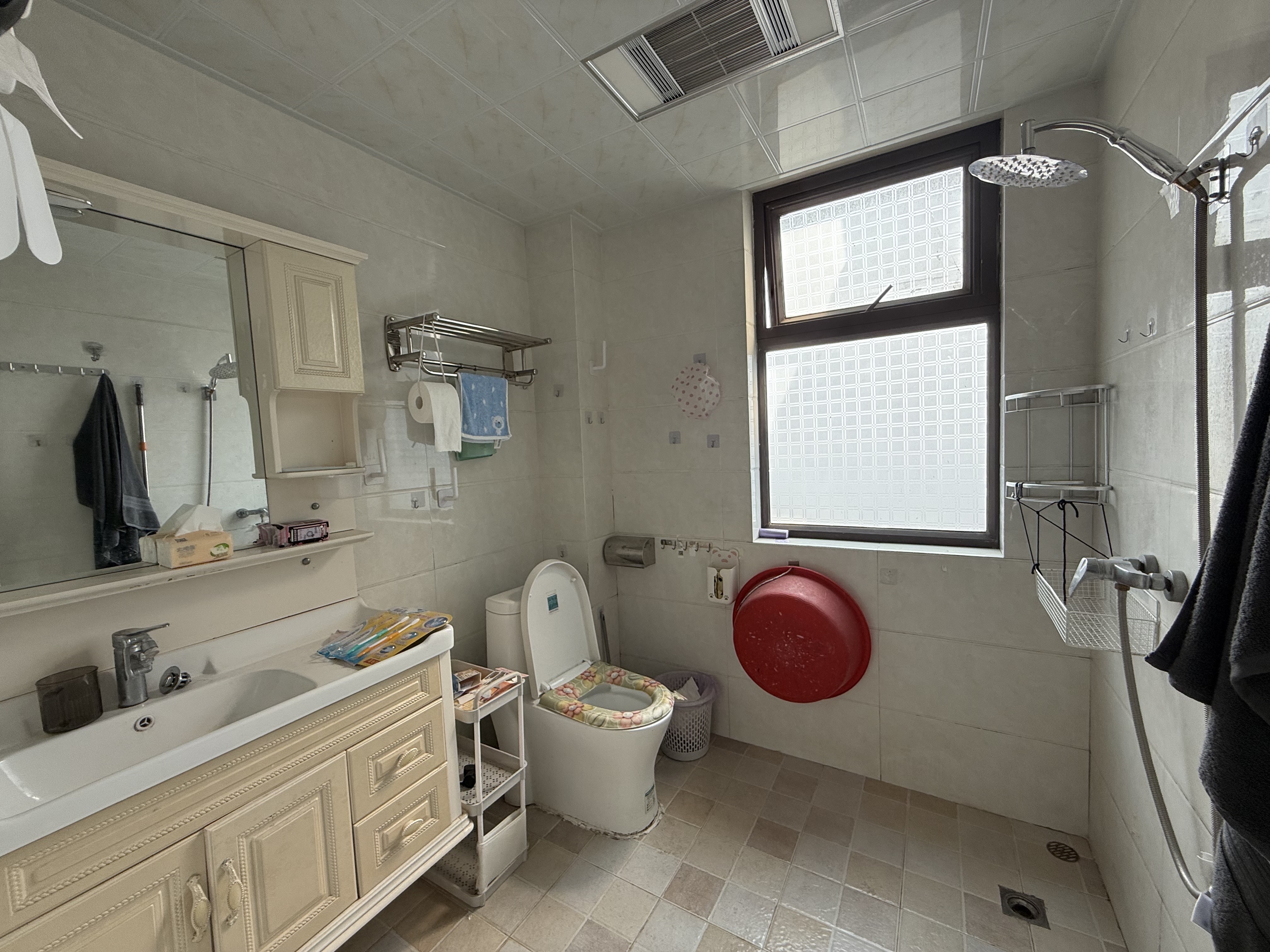 大同芙蓉 3室2厅2卫 86.8万 大同芙蓉 3室2厅2卫 86.8万客厅