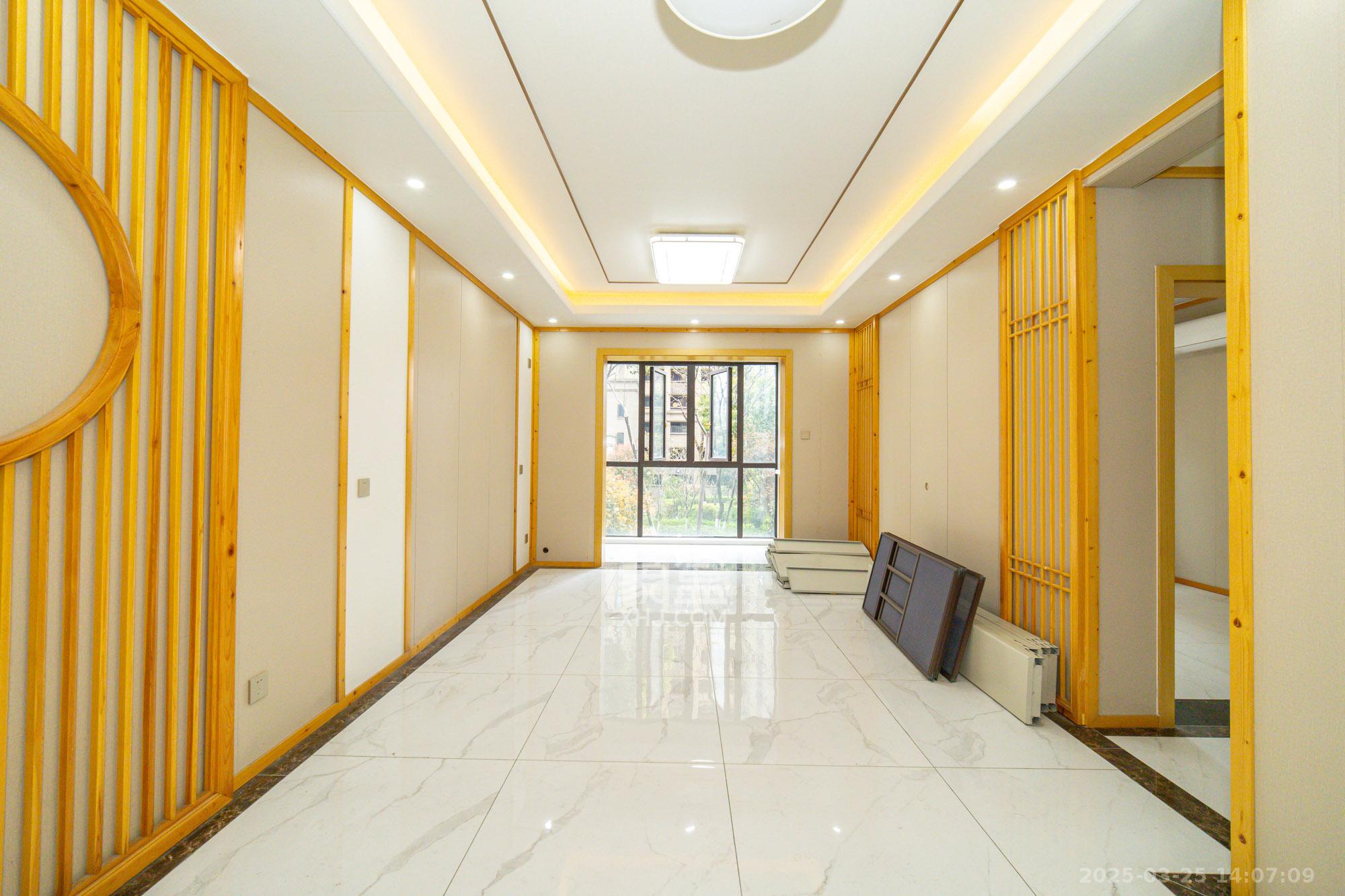 华润置地广场二期 3室2厅2卫 2000.0元/月 华润置地广场二期 3室2厅2卫 2000.0元/月室内图