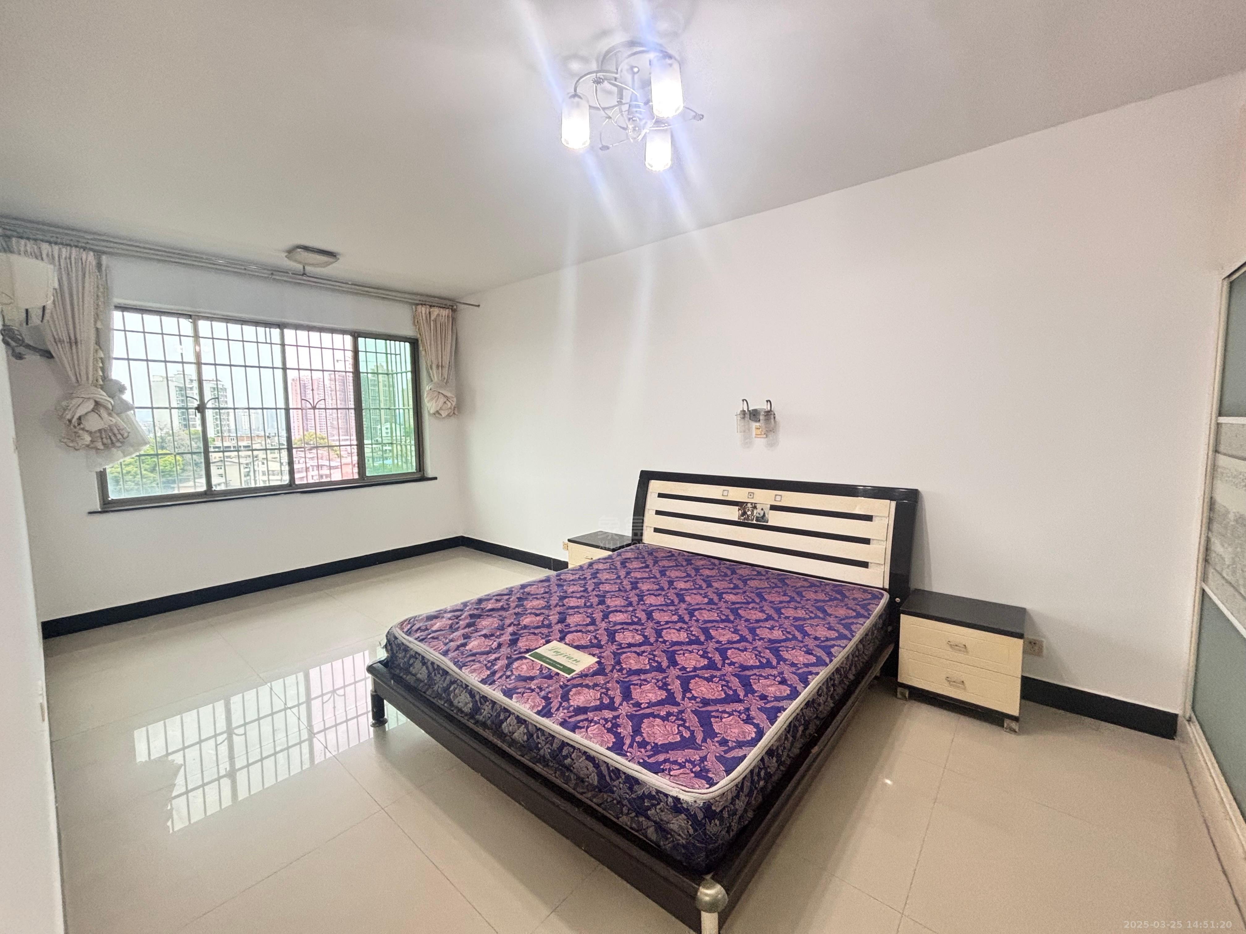 政华嘉园  2室2厅1卫    1500.0元/月 政华嘉园  2室2厅1卫    1500.0元/月室内图