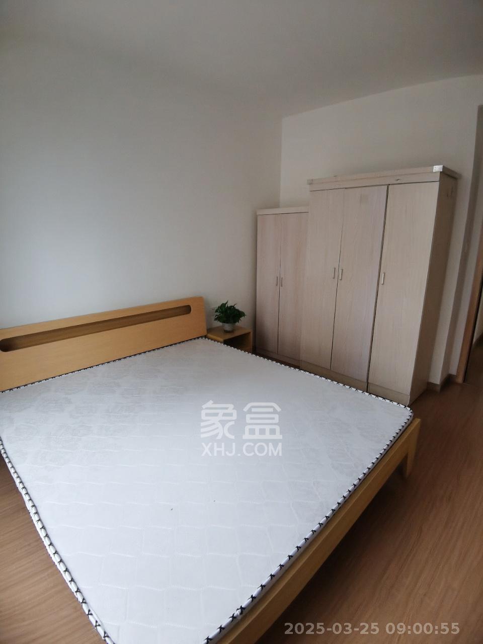 五矿万境蓝山  2室1厅1卫   1800.00元/月室内图