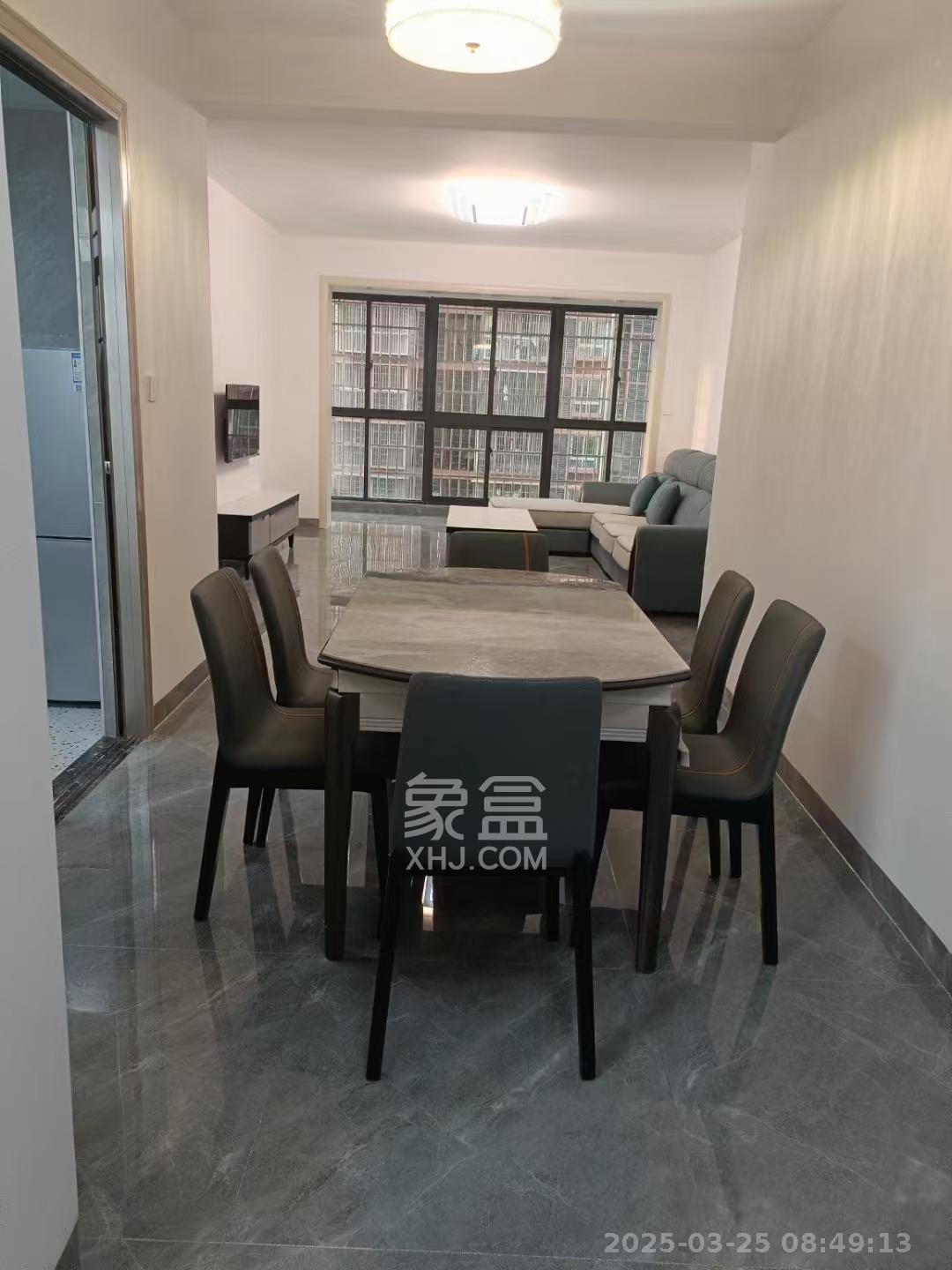 凯富南方鑫城 4室2厅2卫 2400.0元/月 凯富南方鑫城 4室2厅2卫 2400.0元/月室内图