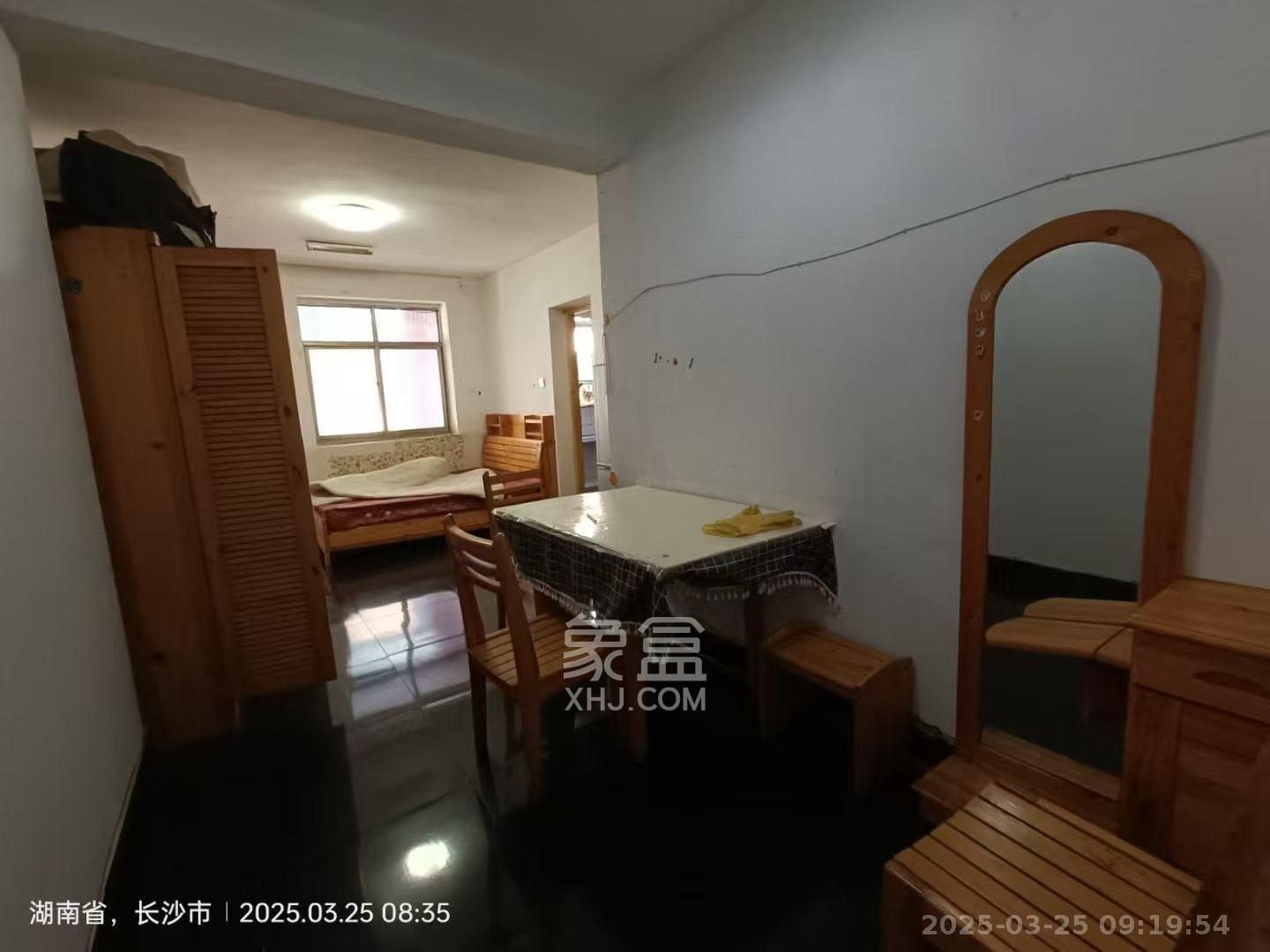 砂子塘社区  1室1厅1卫   1300.00元/月室内图