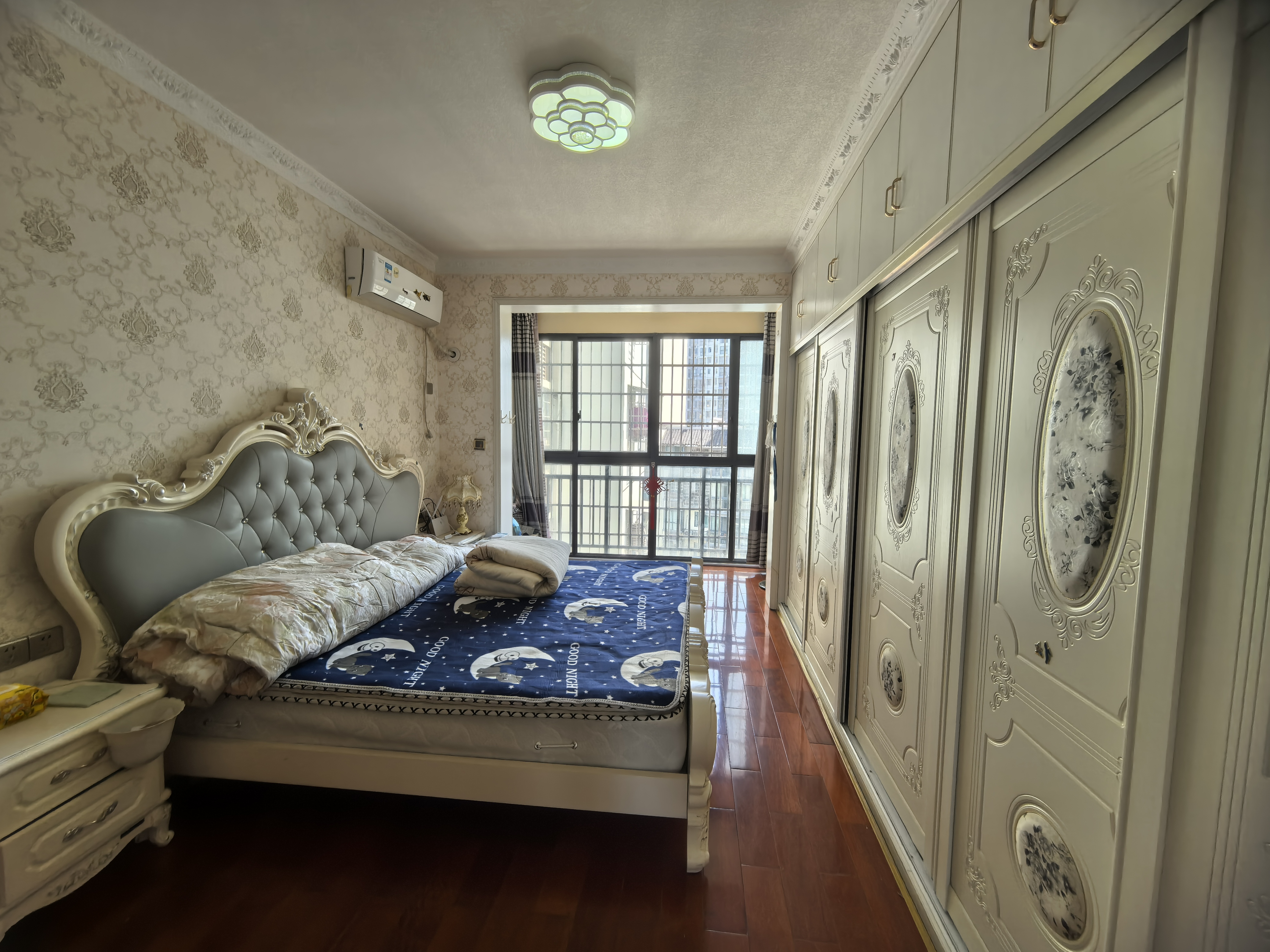 熙城春天 3室2厅2卫 2000.0元/月 熙城春天 3室2厅2卫 2000.0元/月室内图