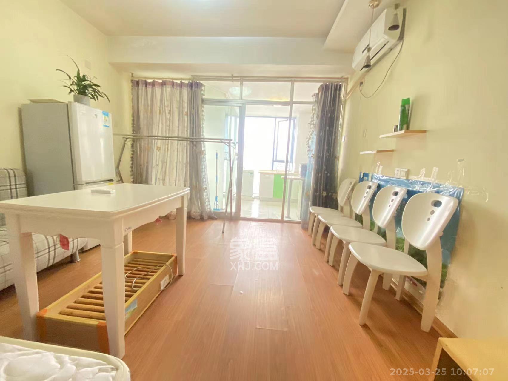 东一国际  1室1厅1卫    1800.0元/月 东一国际  1室1厅1卫    1800.0元/月室内图