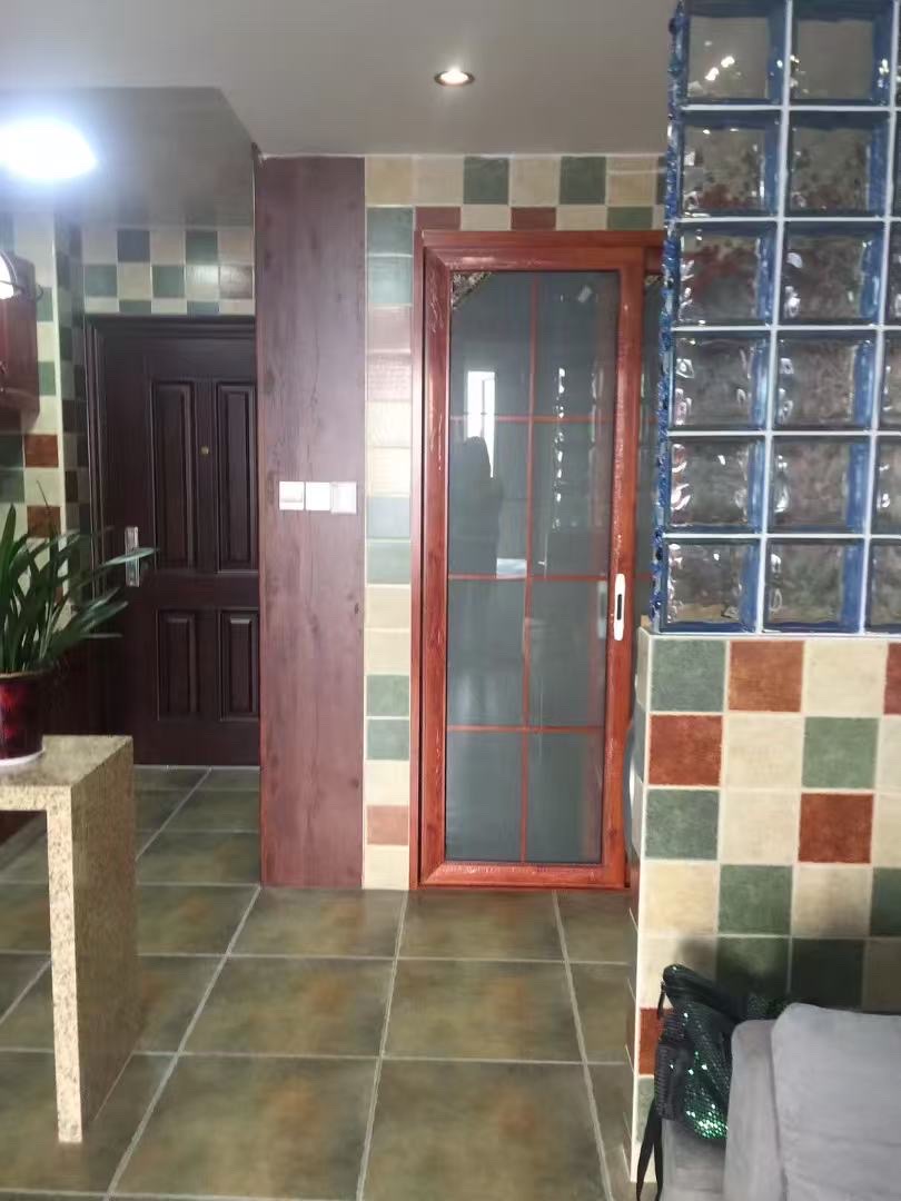 鸿浩达吉星广场(秀石街) 1室1厅1卫 1000.0元/月 鸿浩达吉星广场(秀石街) 1室1厅1卫 1000.0元/月室内图