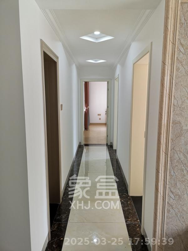好莱城（弘德西街）  3室2厅1卫   2600.00元/月室内图