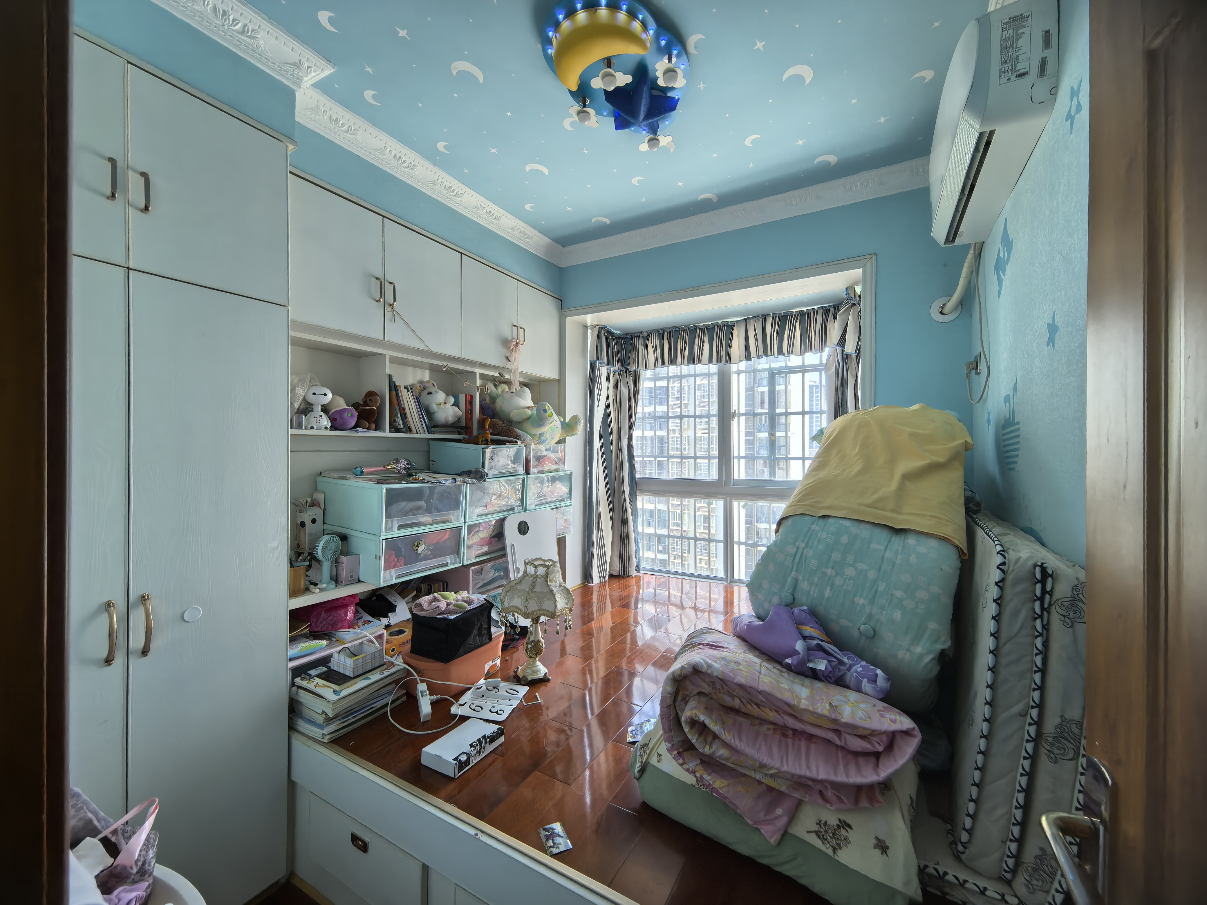 熙城春天 3室2厅2卫 2000.0元/月 熙城春天 3室2厅2卫 2000.0元/月室内图